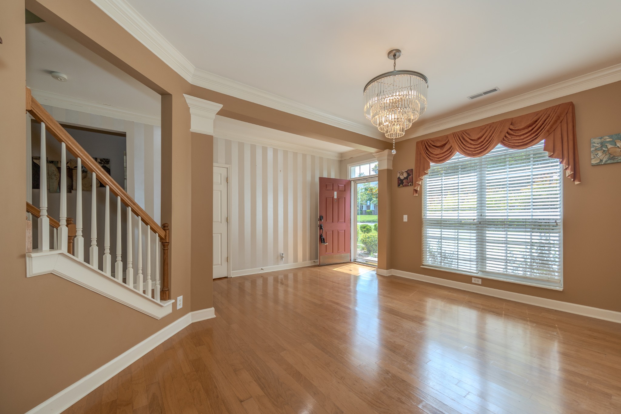 1204 Misty Glen Ct