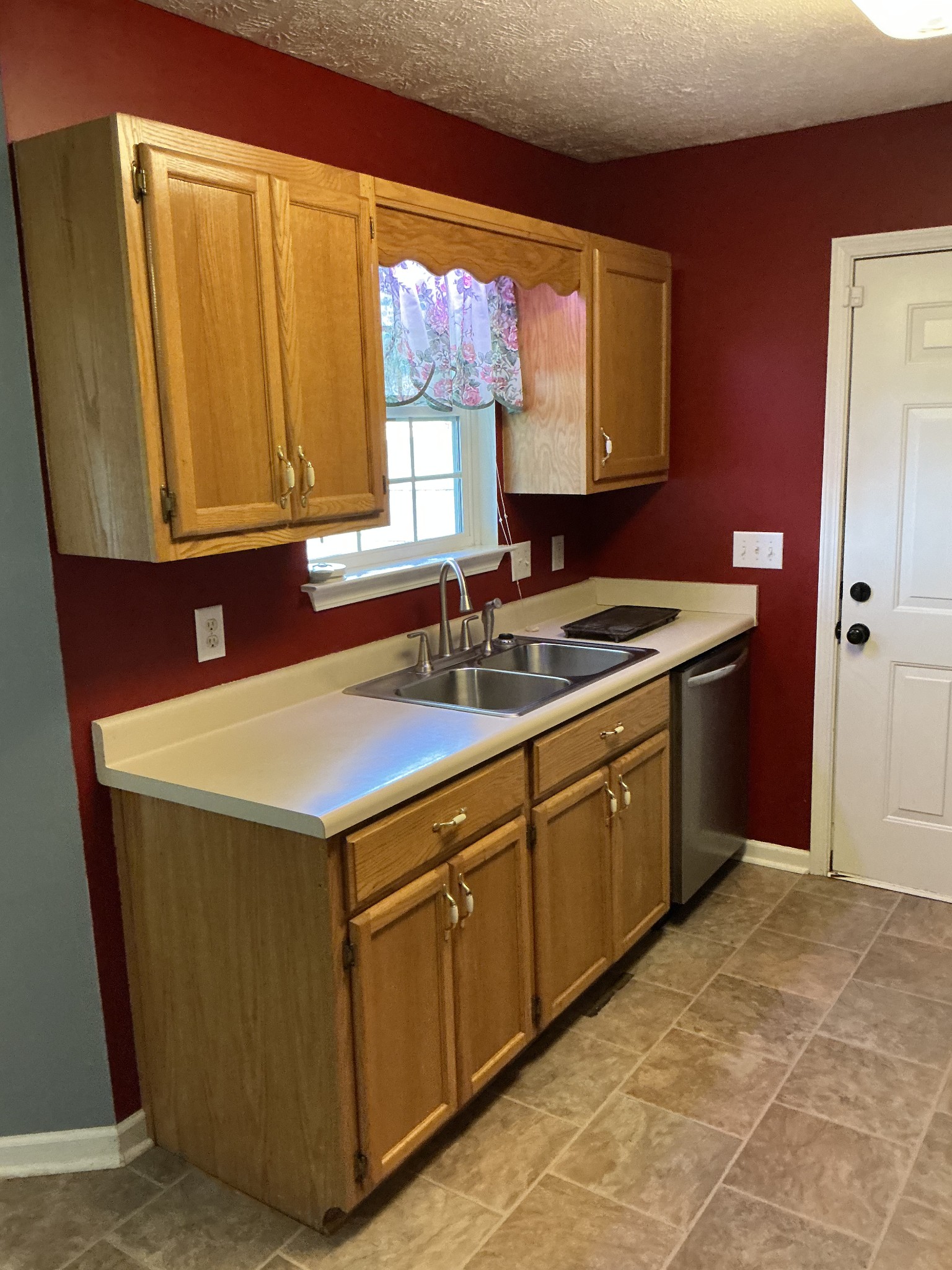 1706 Brittany Ct