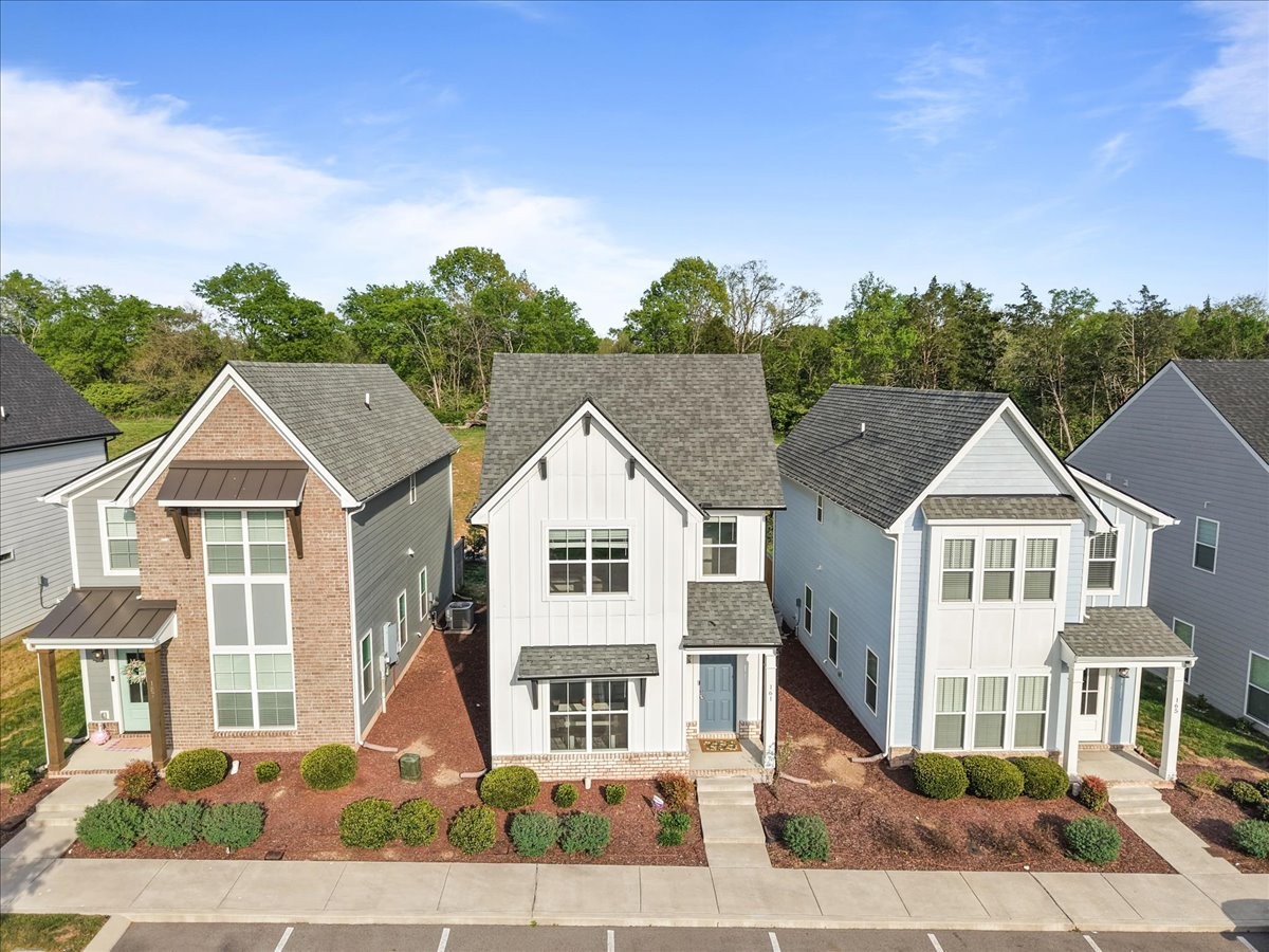 161 Harvard Dr