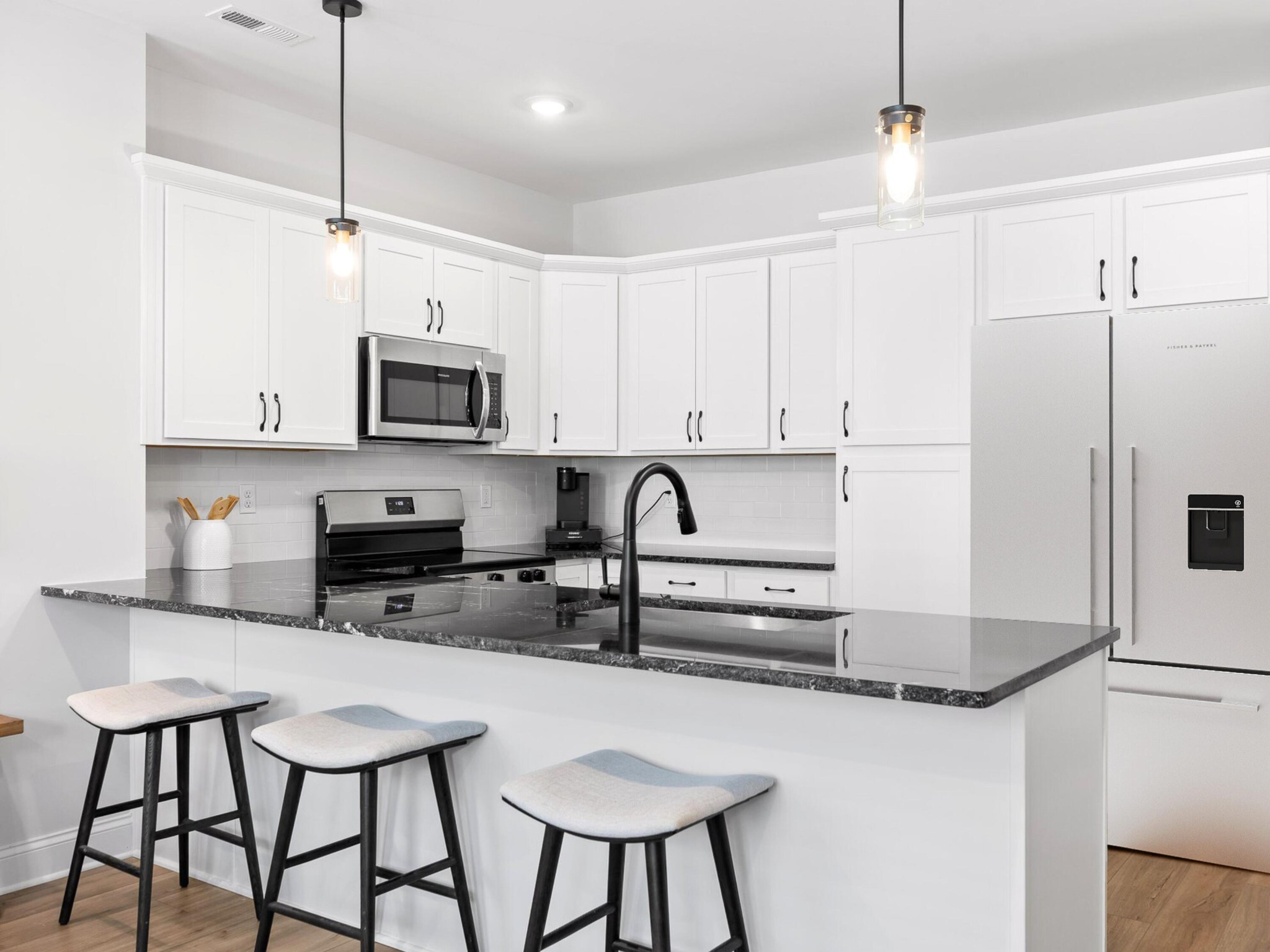 763 Bespoke Way