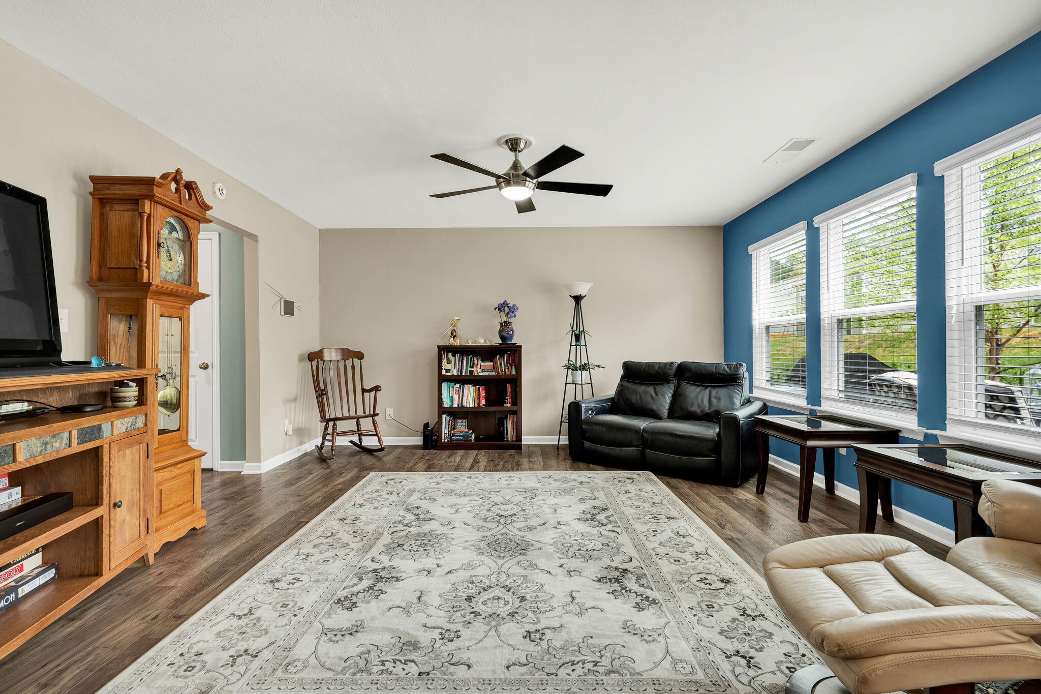 3350 Serenity Drive, NE