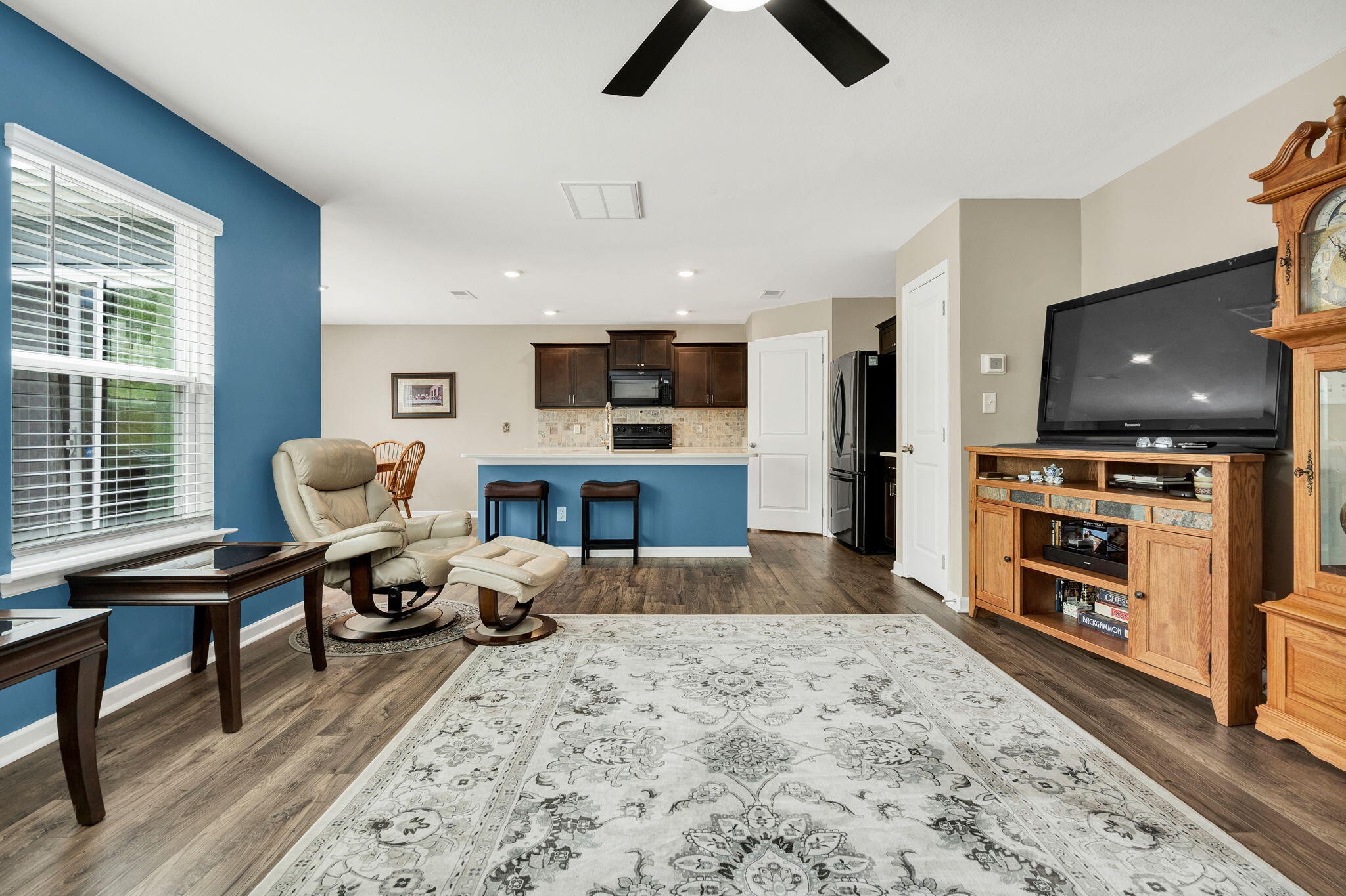 3350 Serenity Drive, NE