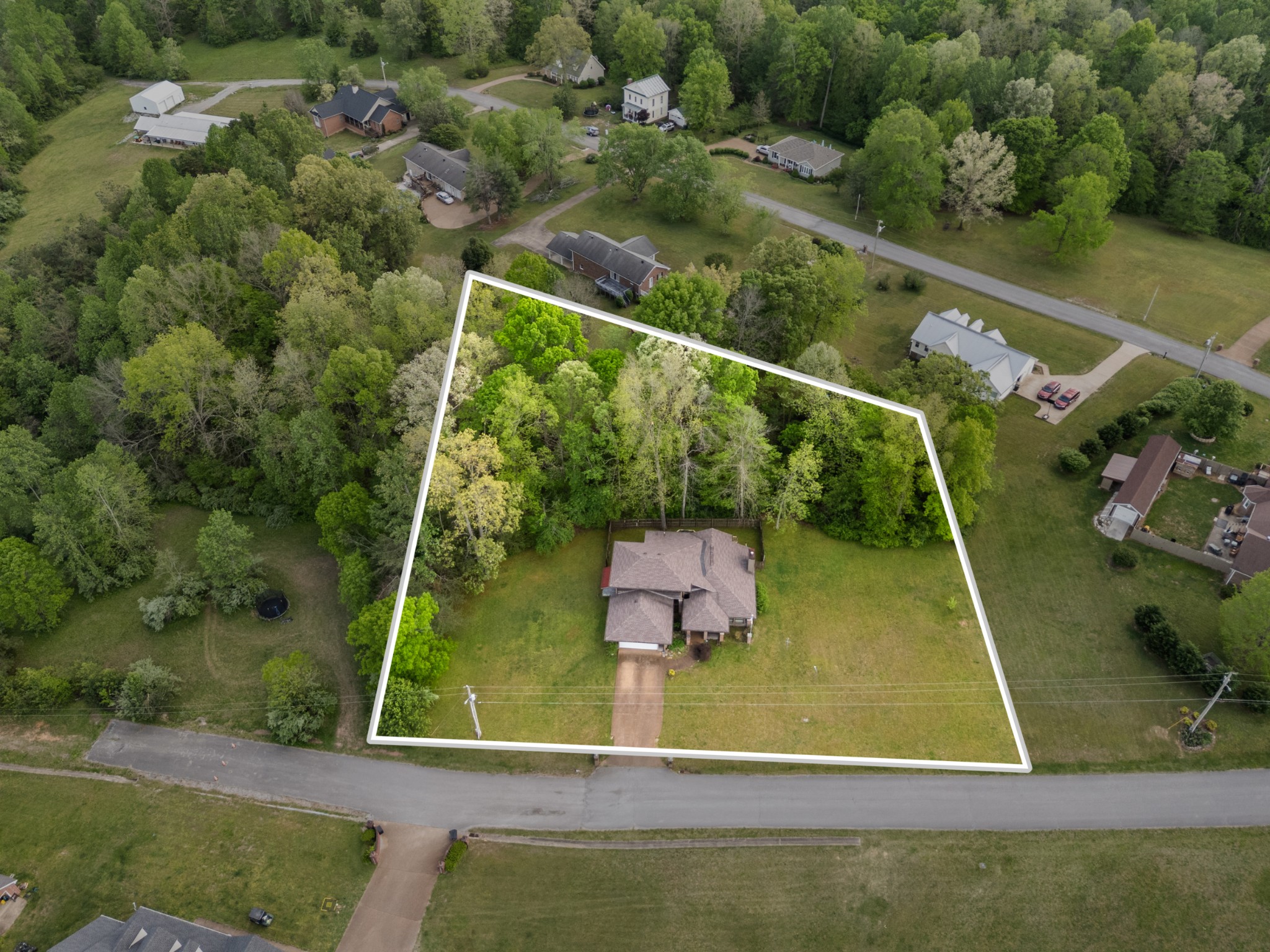 1212 Rosewood Dr