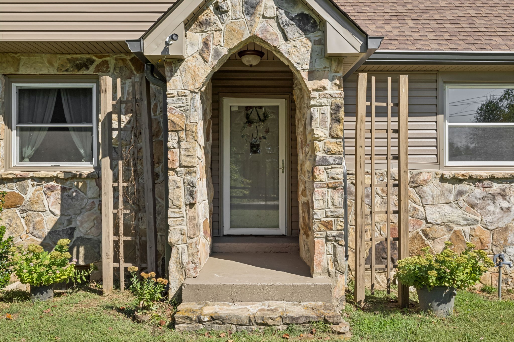 701 Hafner Rd