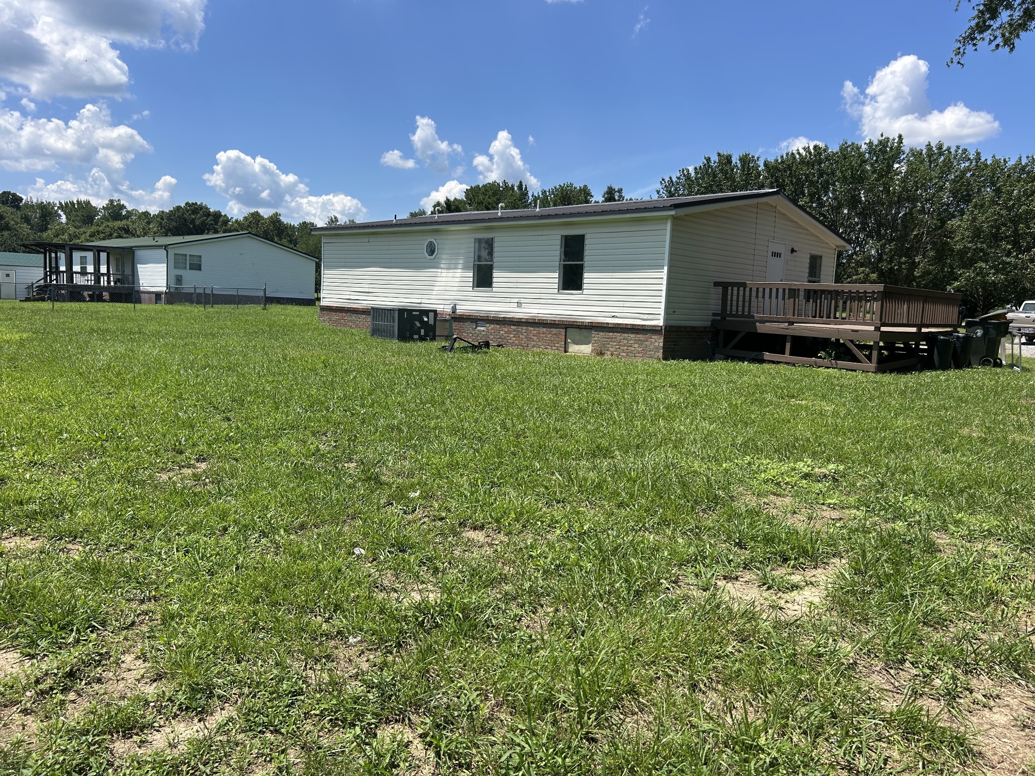 21 Country Dr