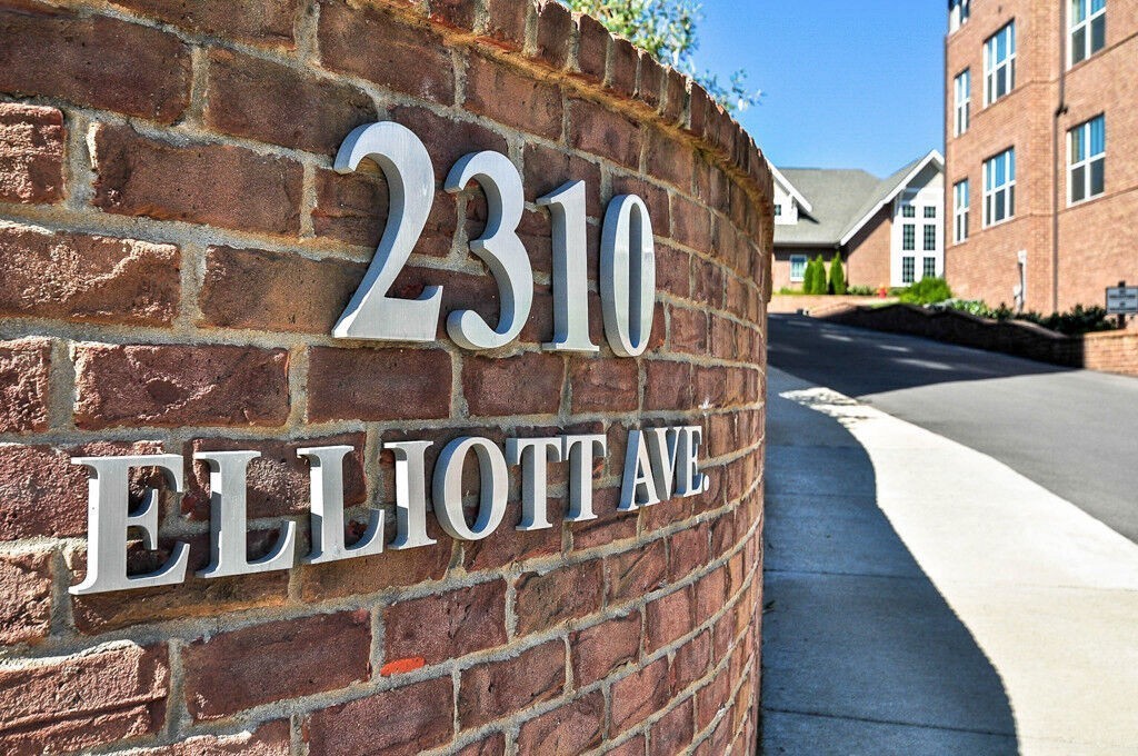 2310 Elliott Ave
