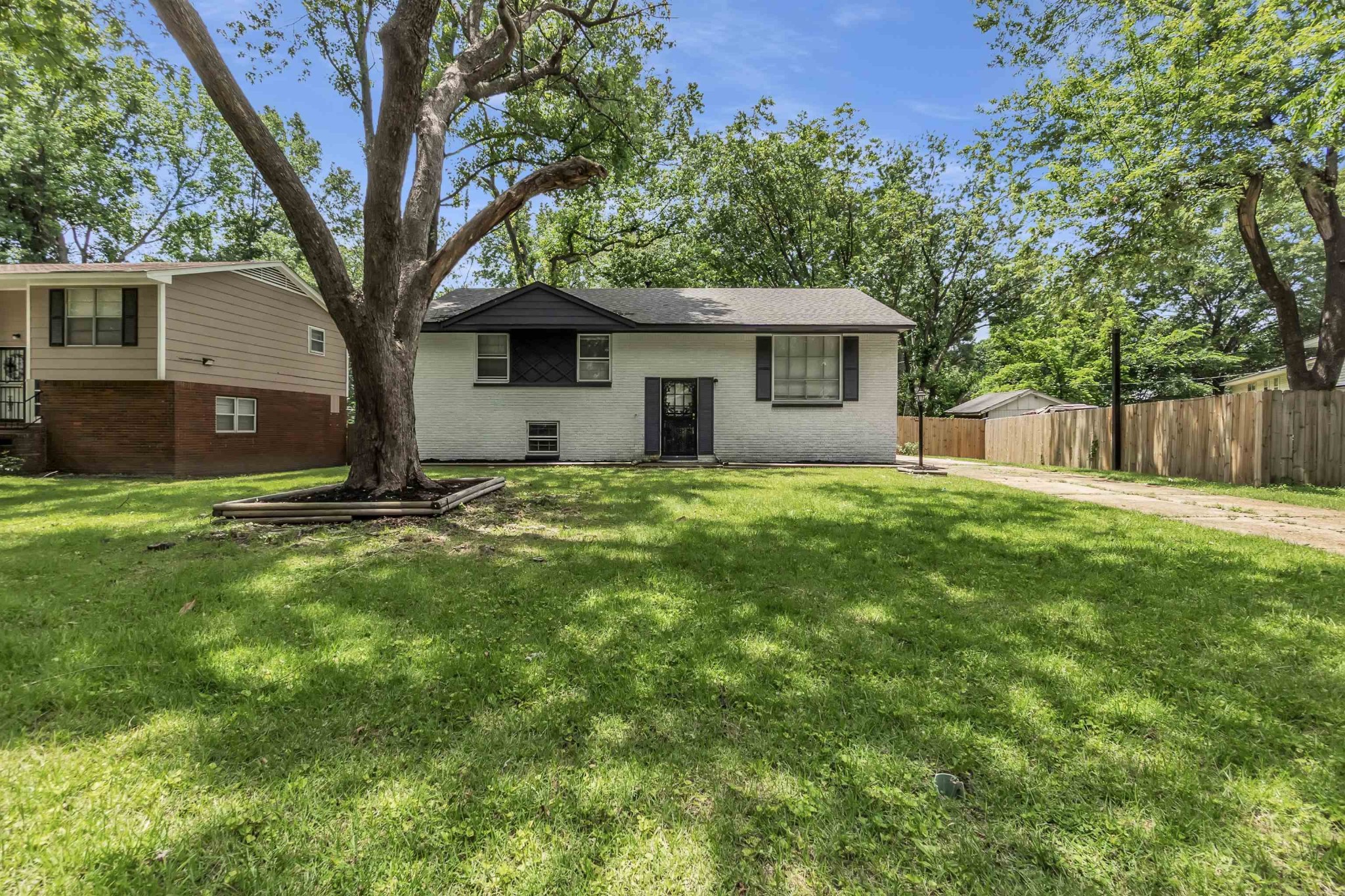 3263 GLEN LOGAN DR