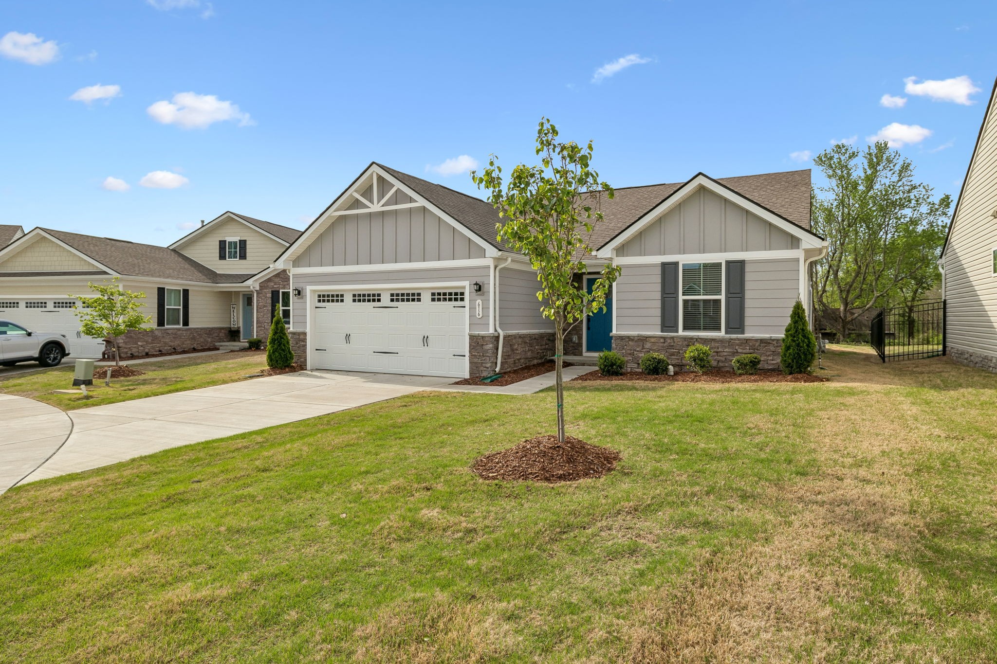 616 Streamview Dr