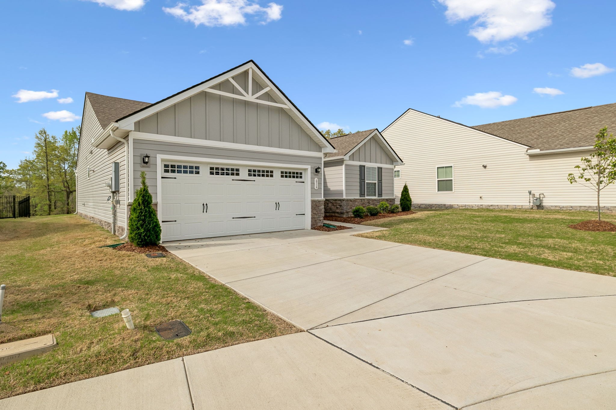 616 Streamview Dr
