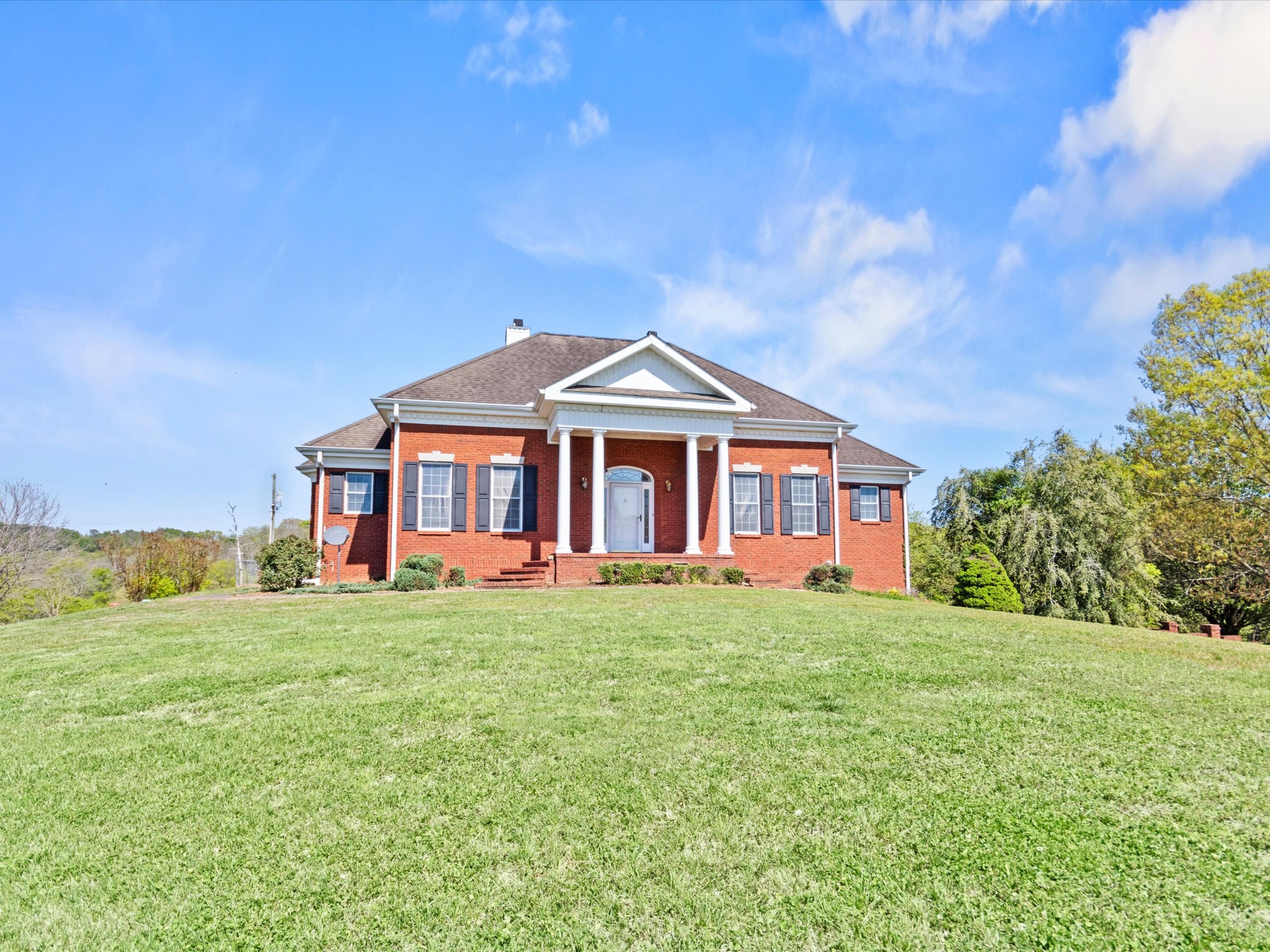 954 Molino Rd