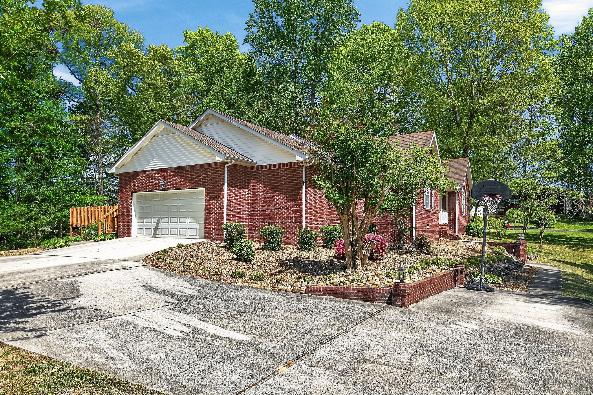 229 Hickory Blvd