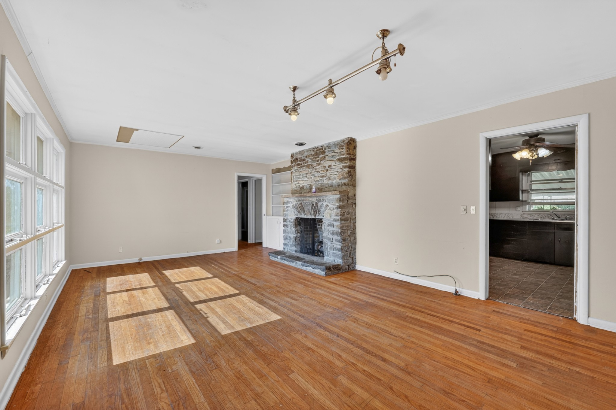 708 Morningside Dr