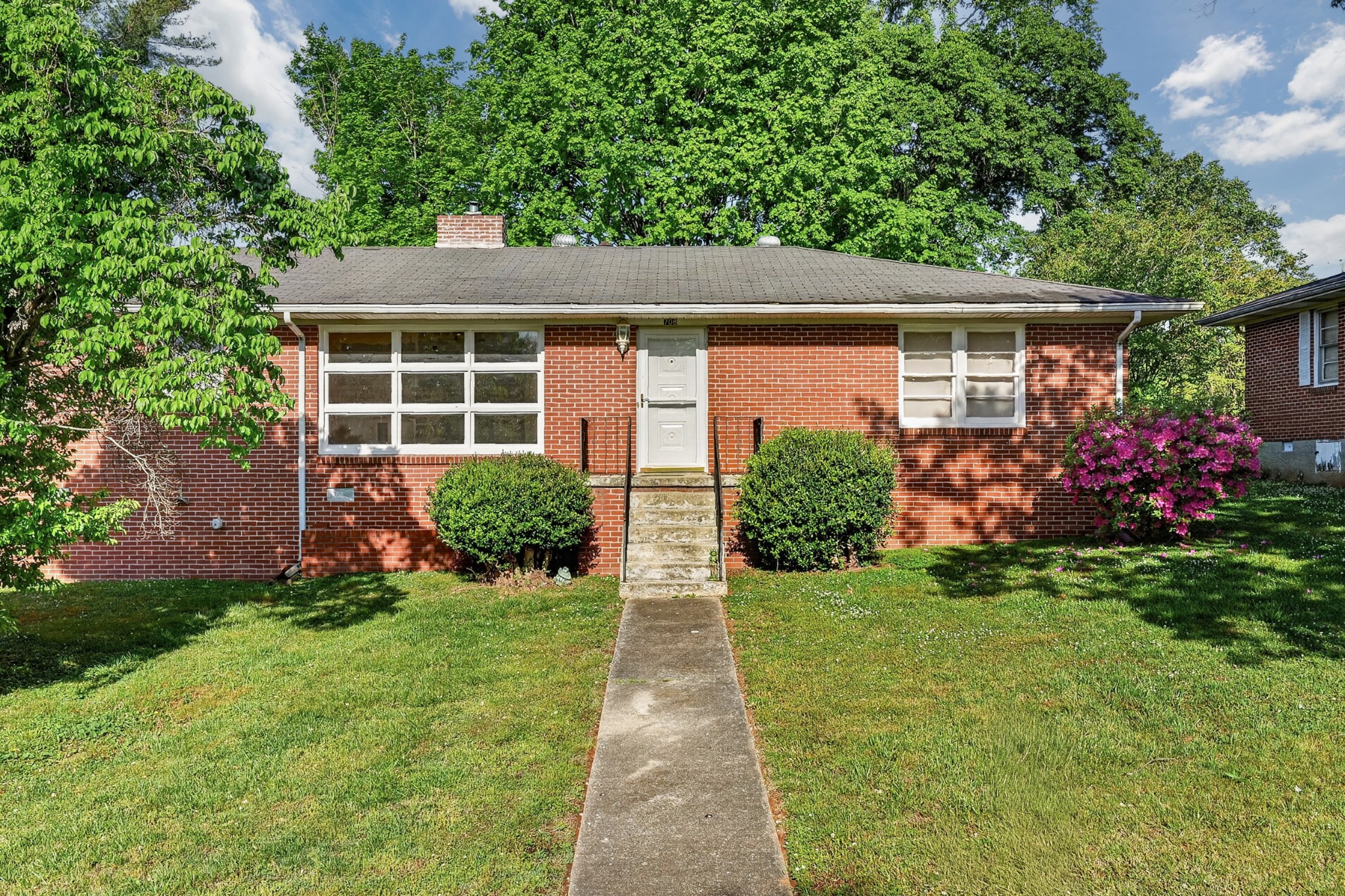 708 Morningside Dr