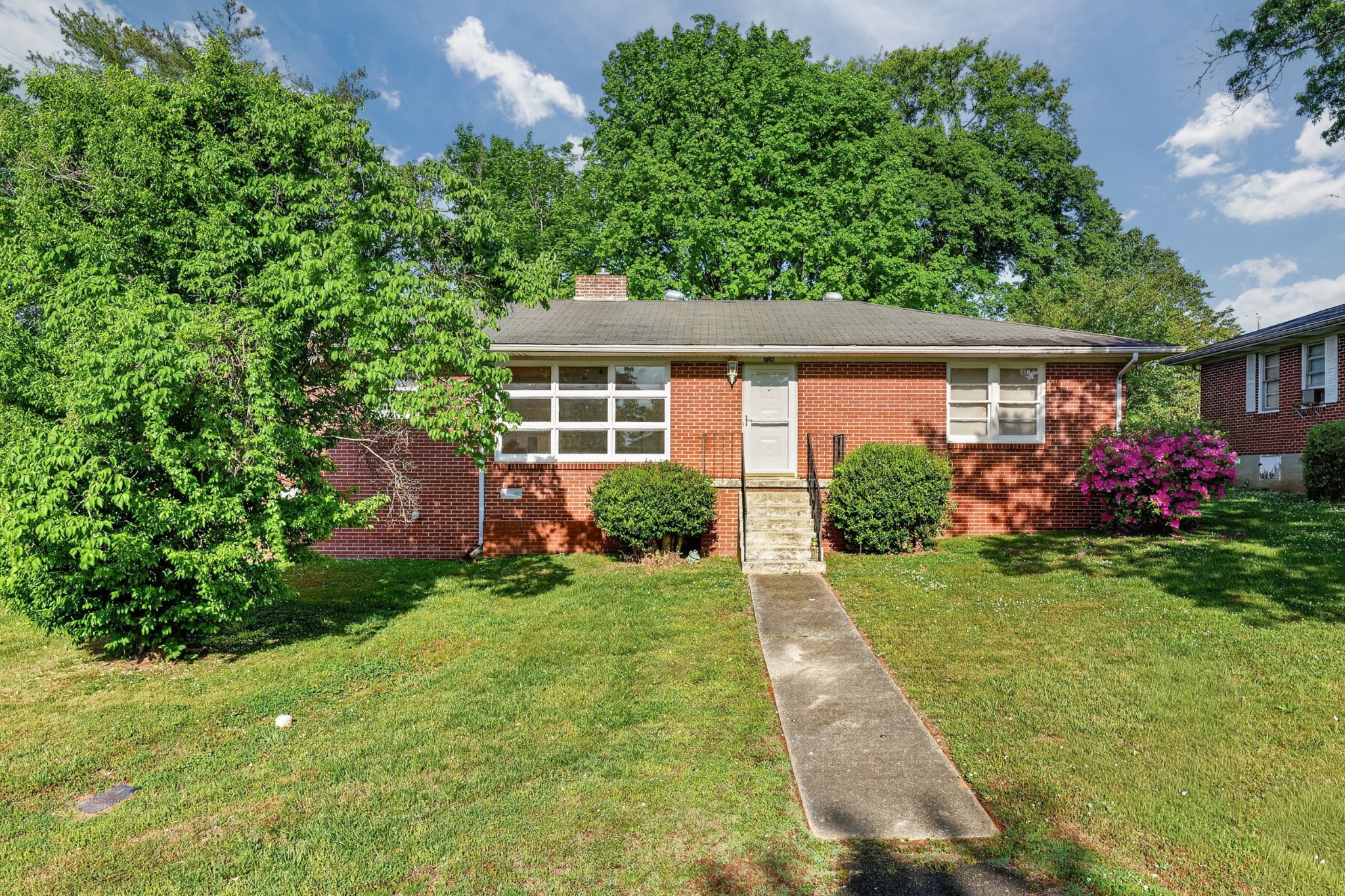 708 Morningside Dr