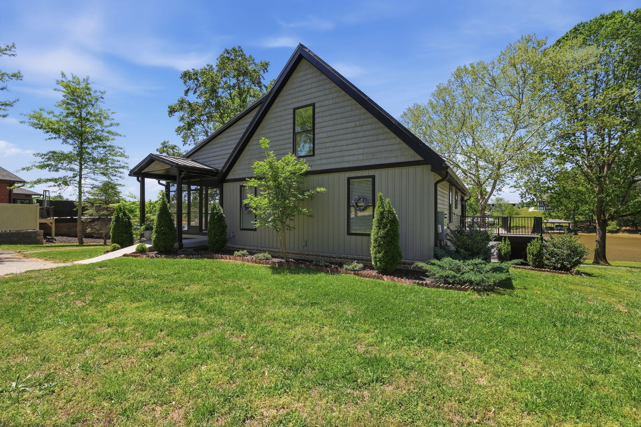 302 Windmill Lane