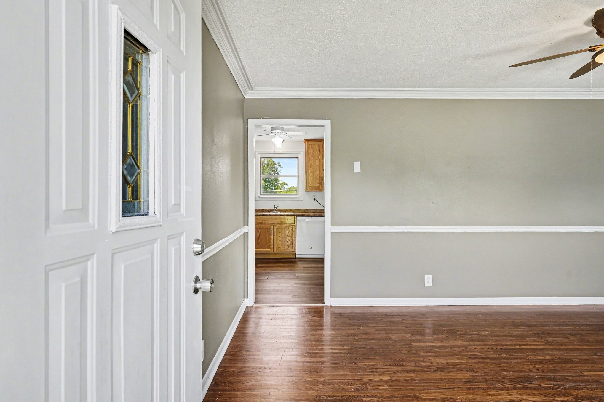 1404 Alton Dr