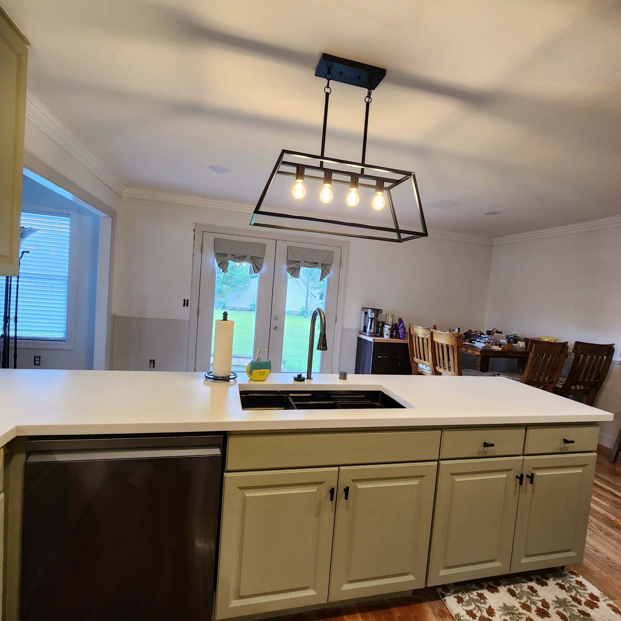 2489 Stewart Creek Rd
