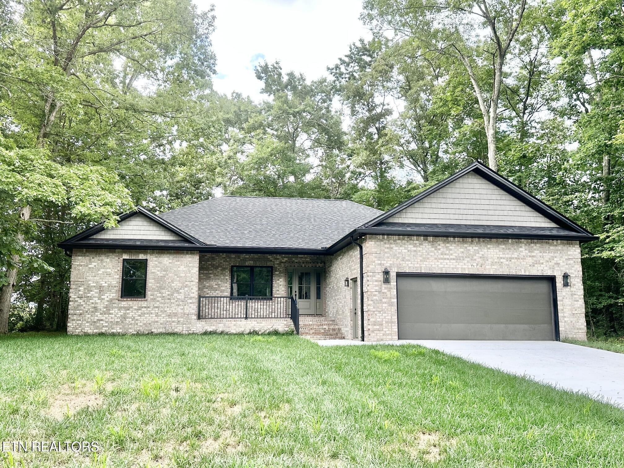614 Apoka Lane