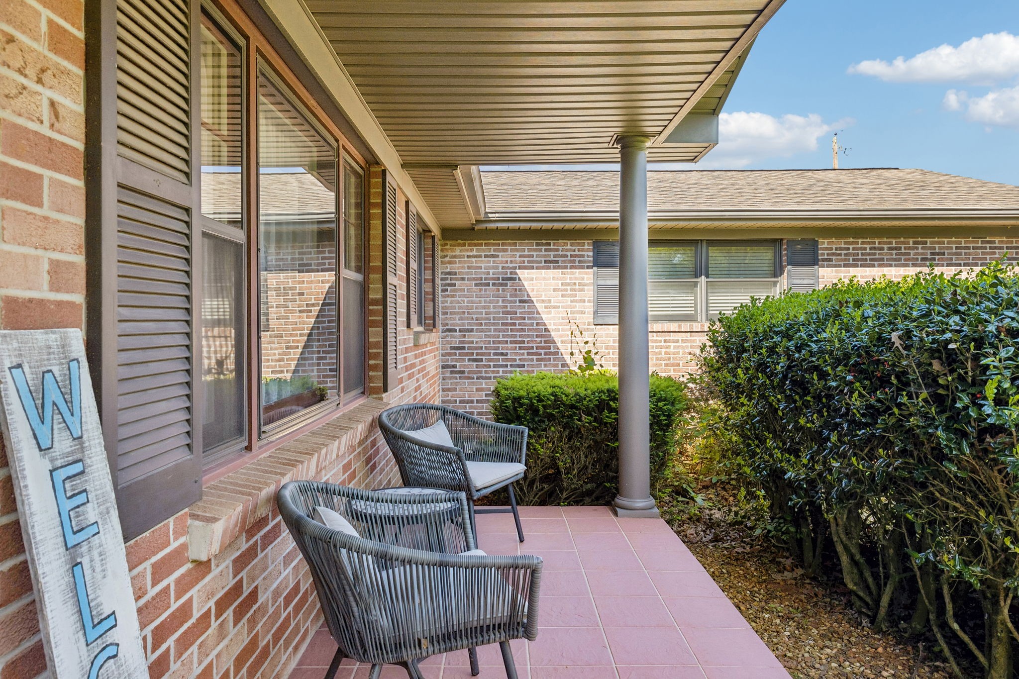 205 Houghton Dr