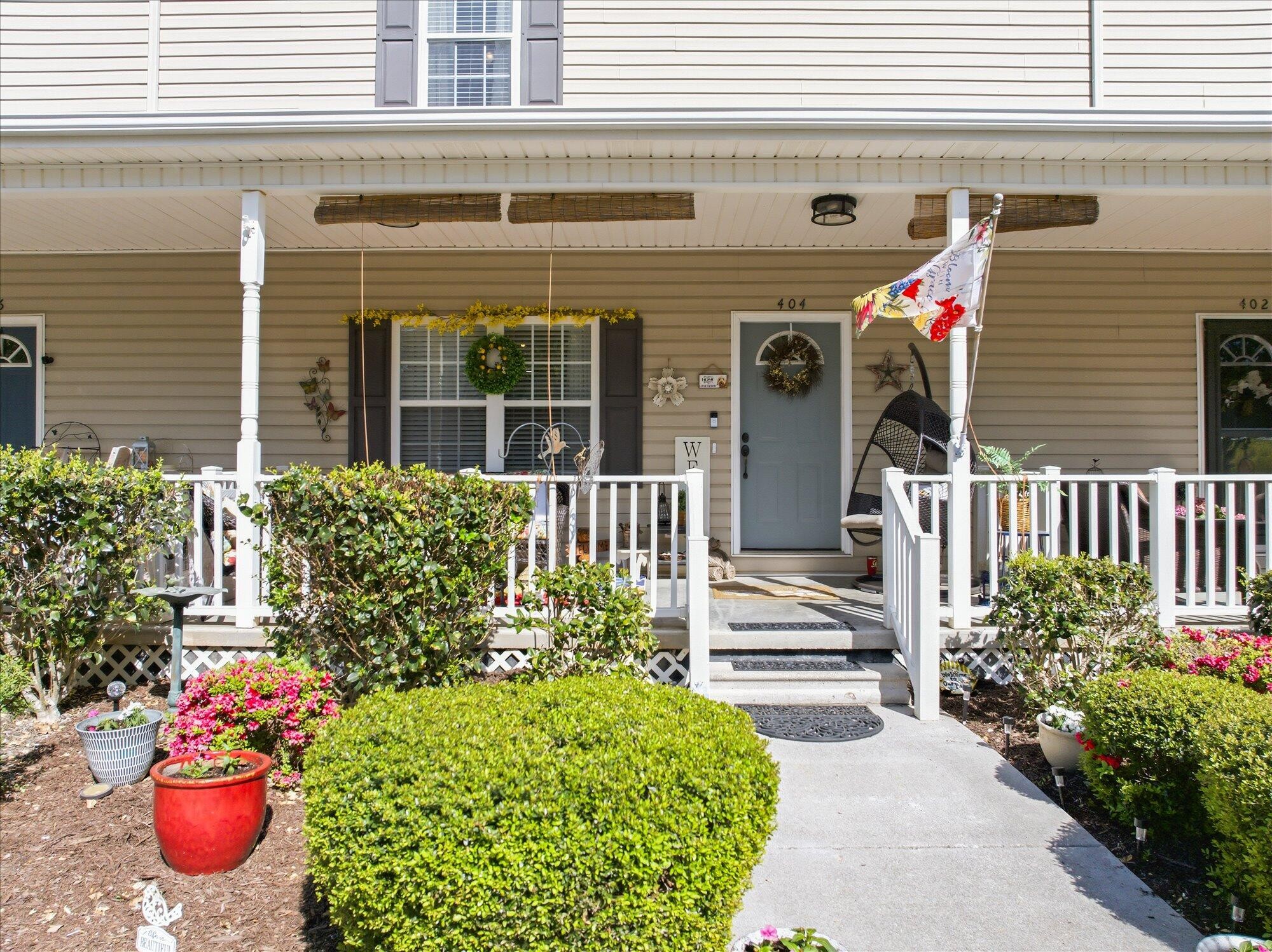 404 Ashbury Circle