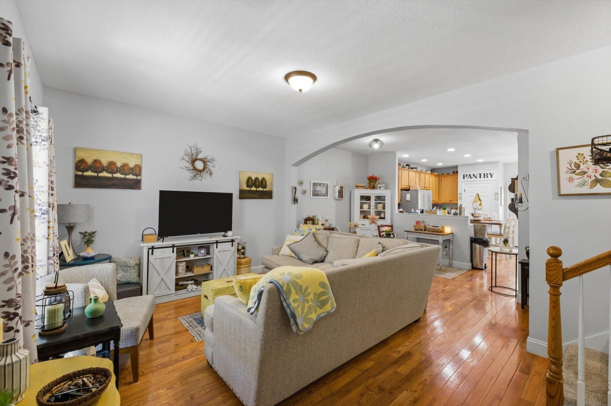 404 Ashbury Circle