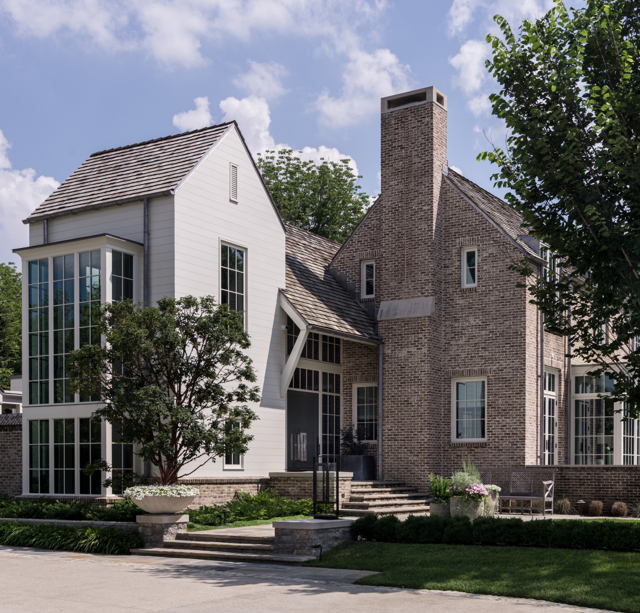 5623 Hillsboro Pike