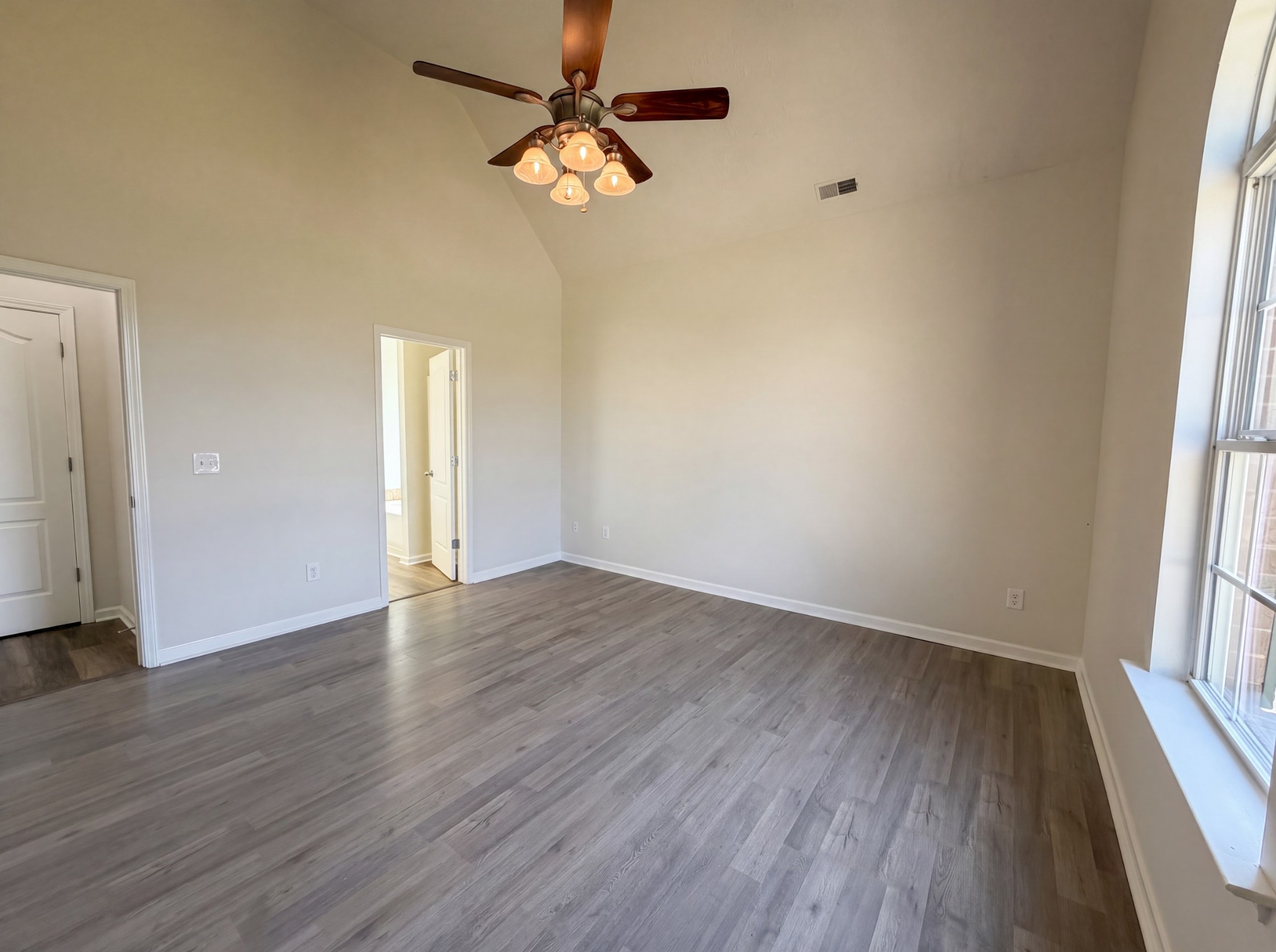 425 Long Creek Dr