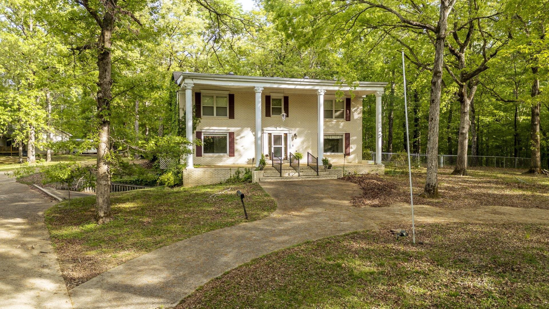 101 BOB ST