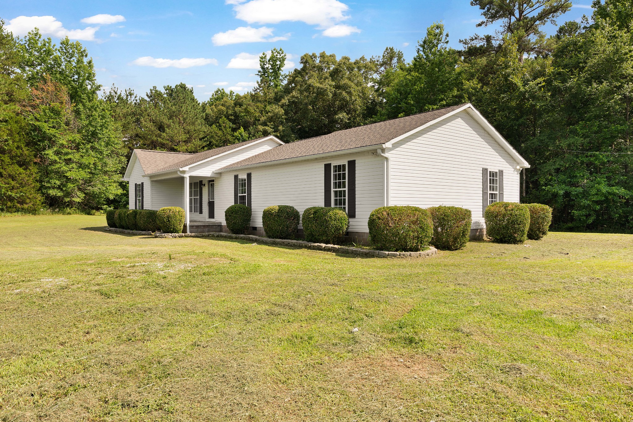 235 Mallard Ln