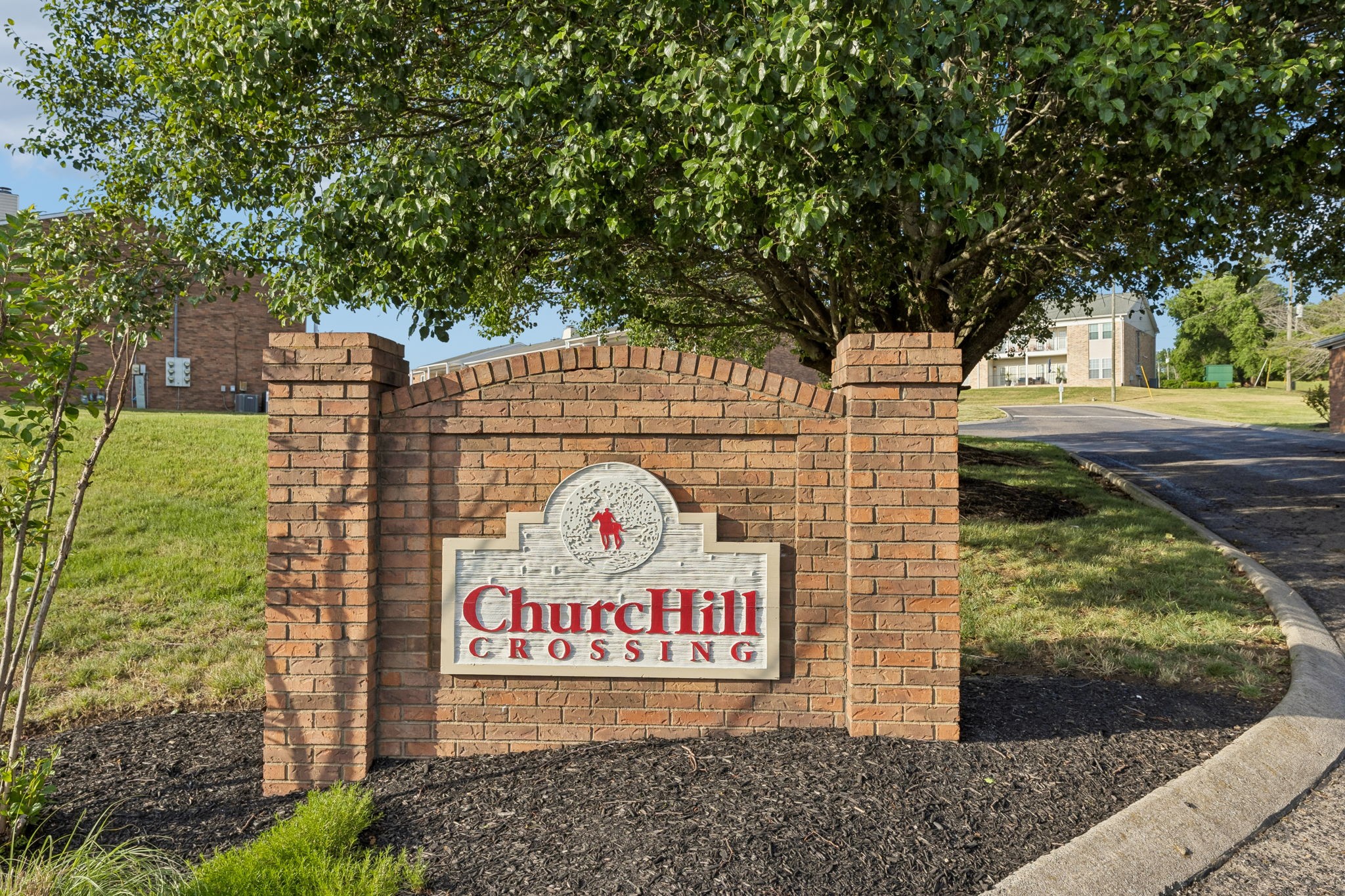 602 Churchill Xing