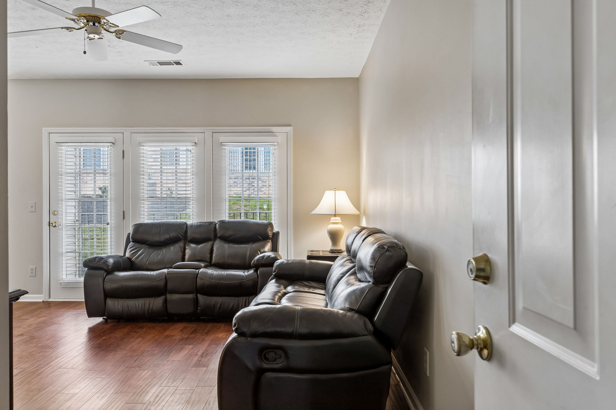 602 Churchill Xing