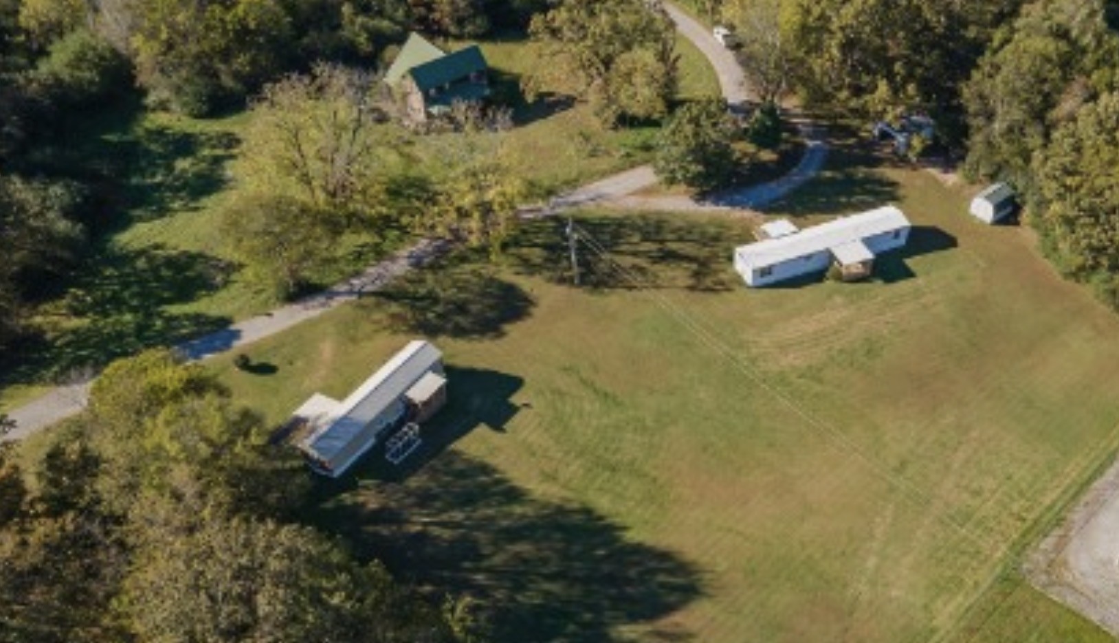 990 Community Rd