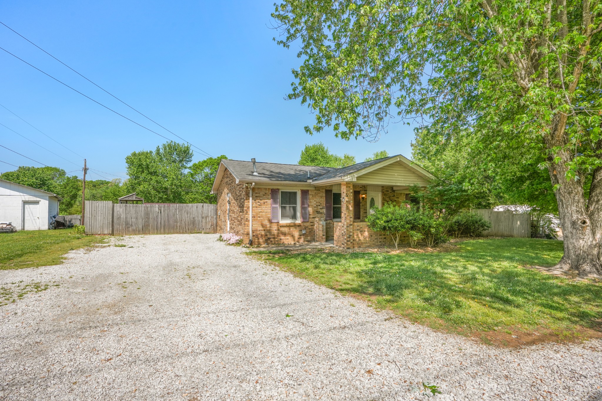 1106 Highway 48, S