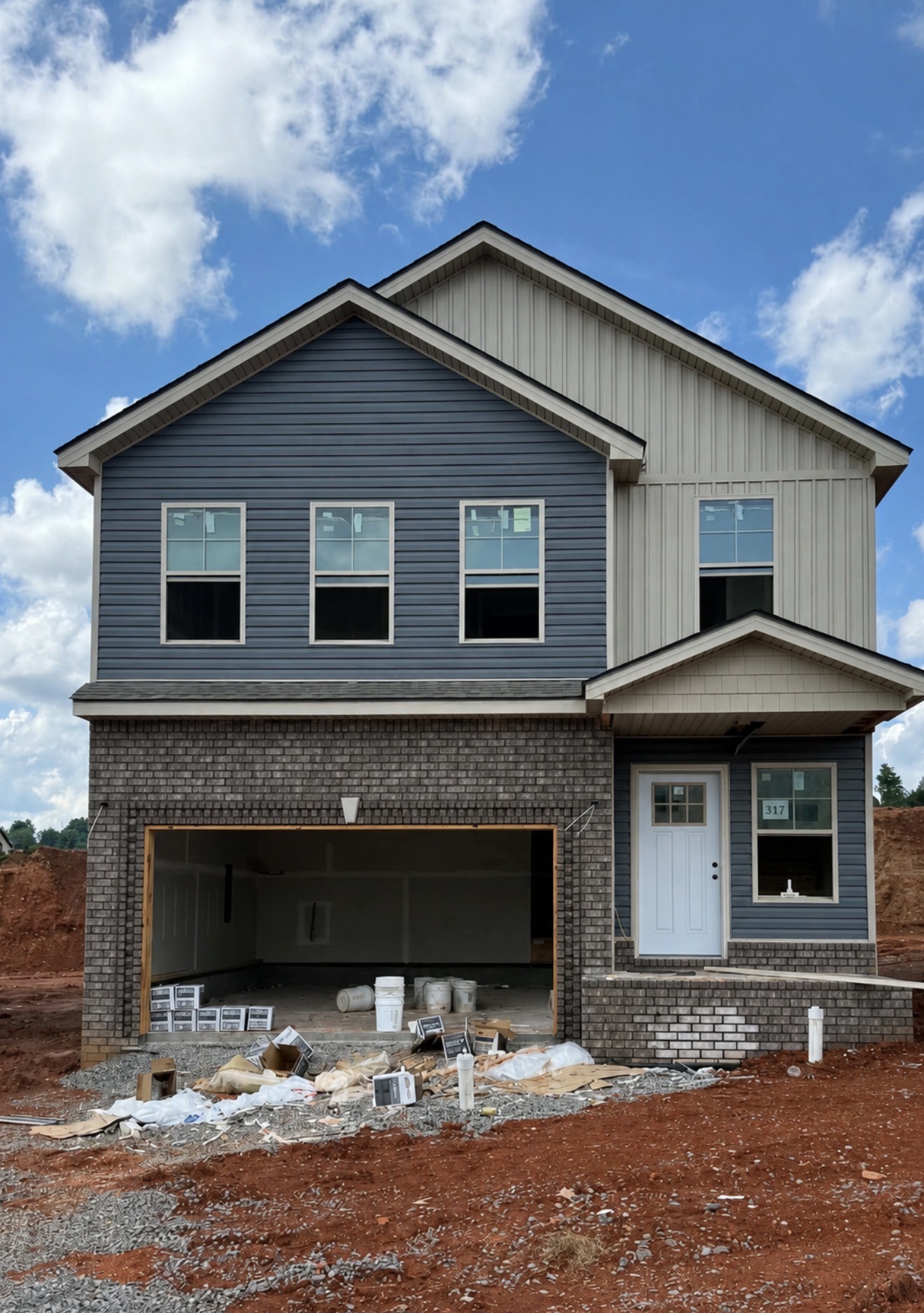 317 Cardinal Creek