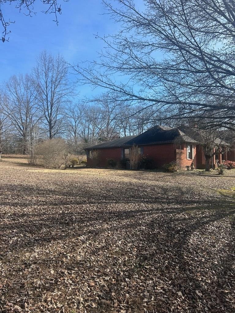 1842 Highway 641, S
