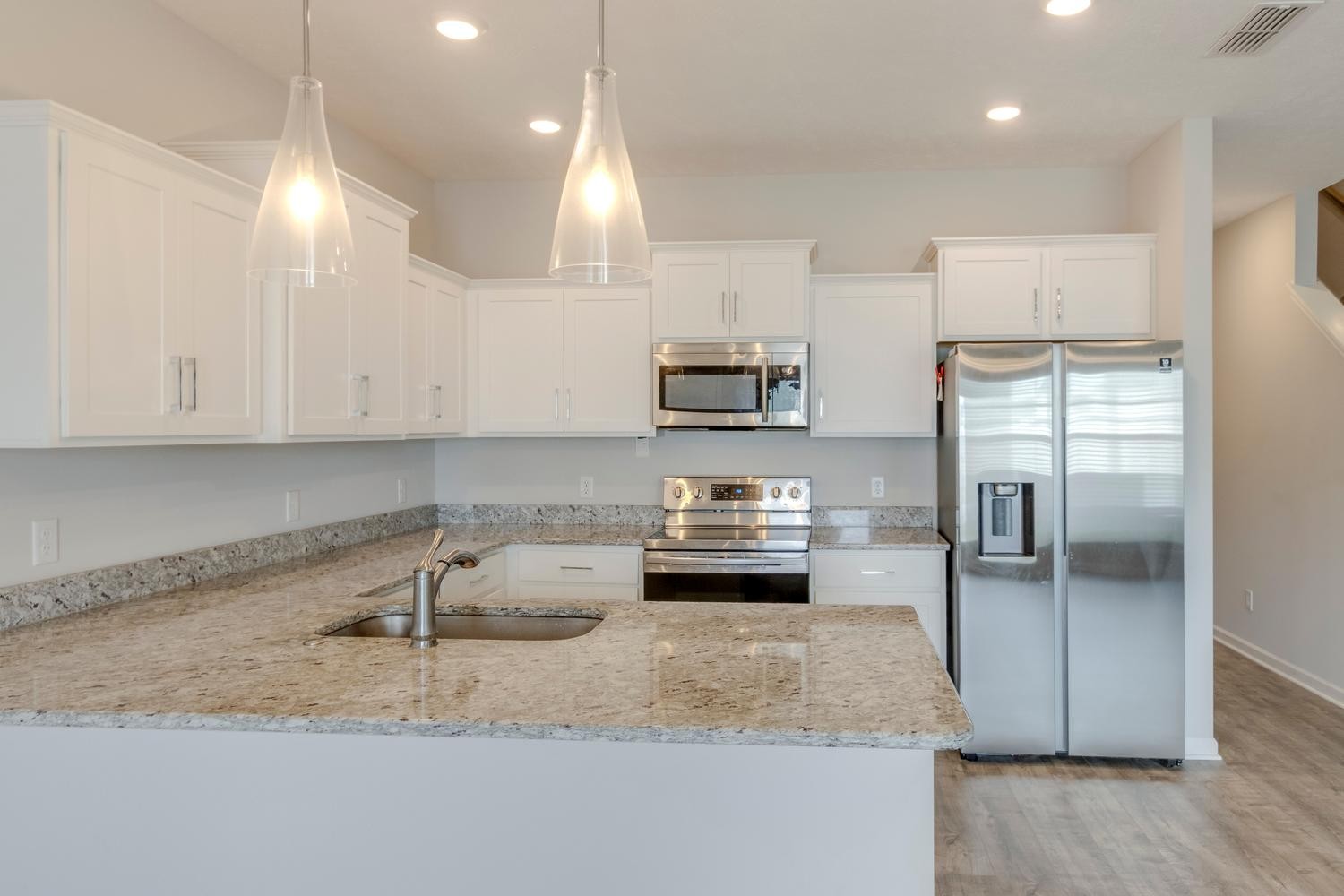 4333 Doral Dr