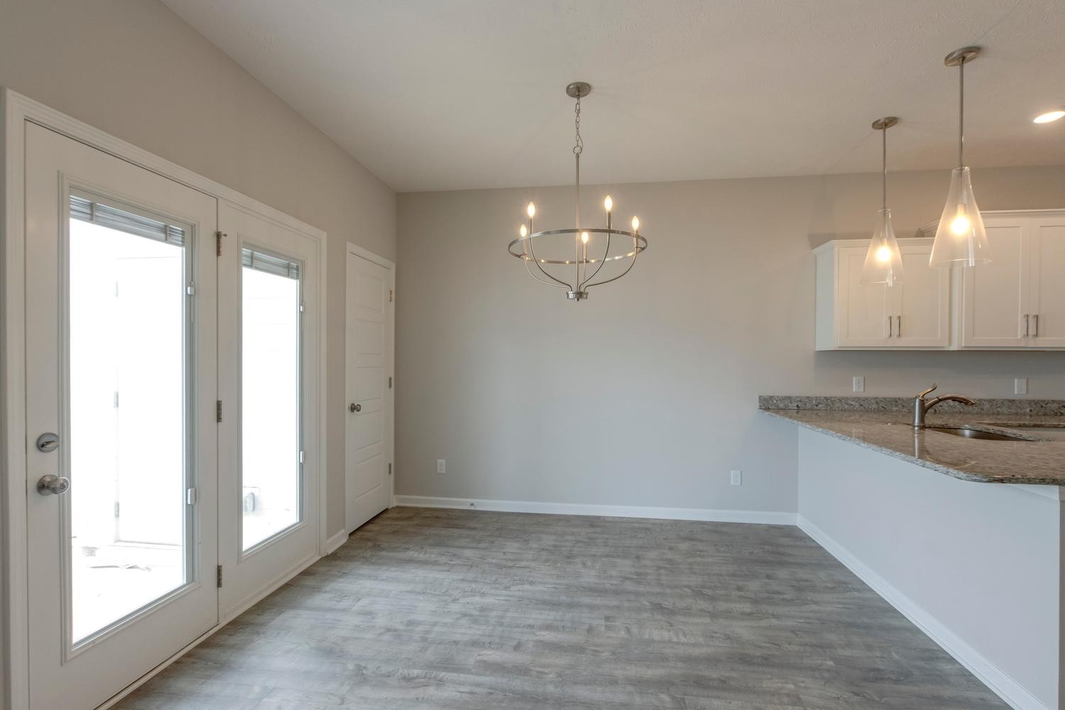 4333 Doral Dr
