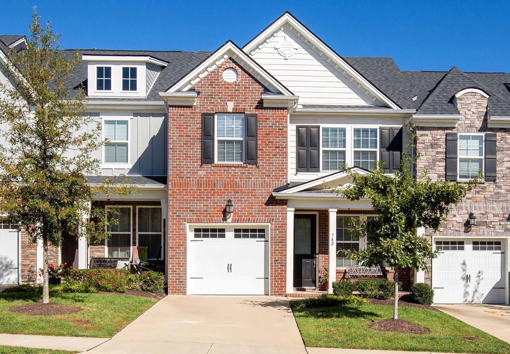 742 Tennypark Ln