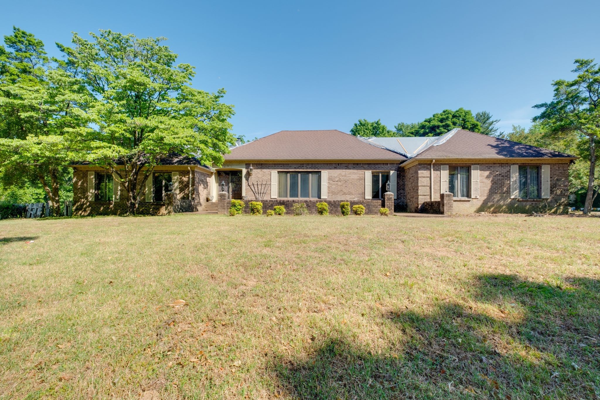 651 Old Lebanon Dirt Rd