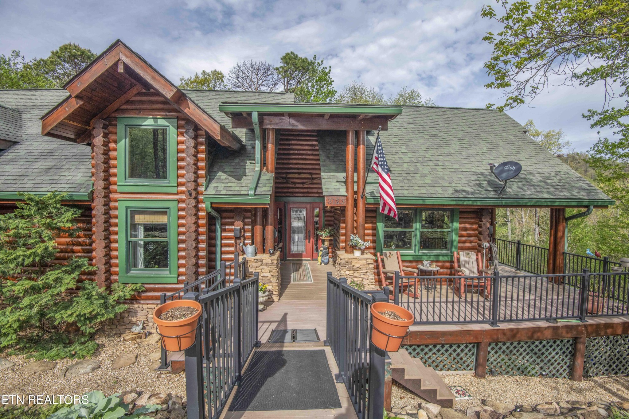 3123 Rocking Chair Lane