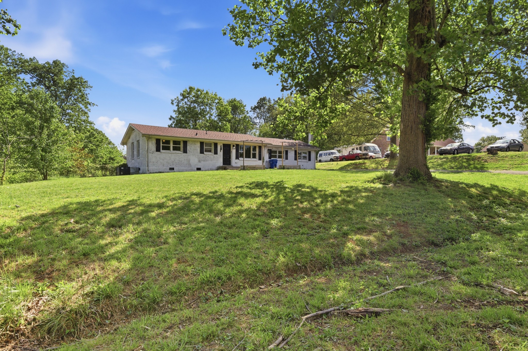 2082 Skyview Cir