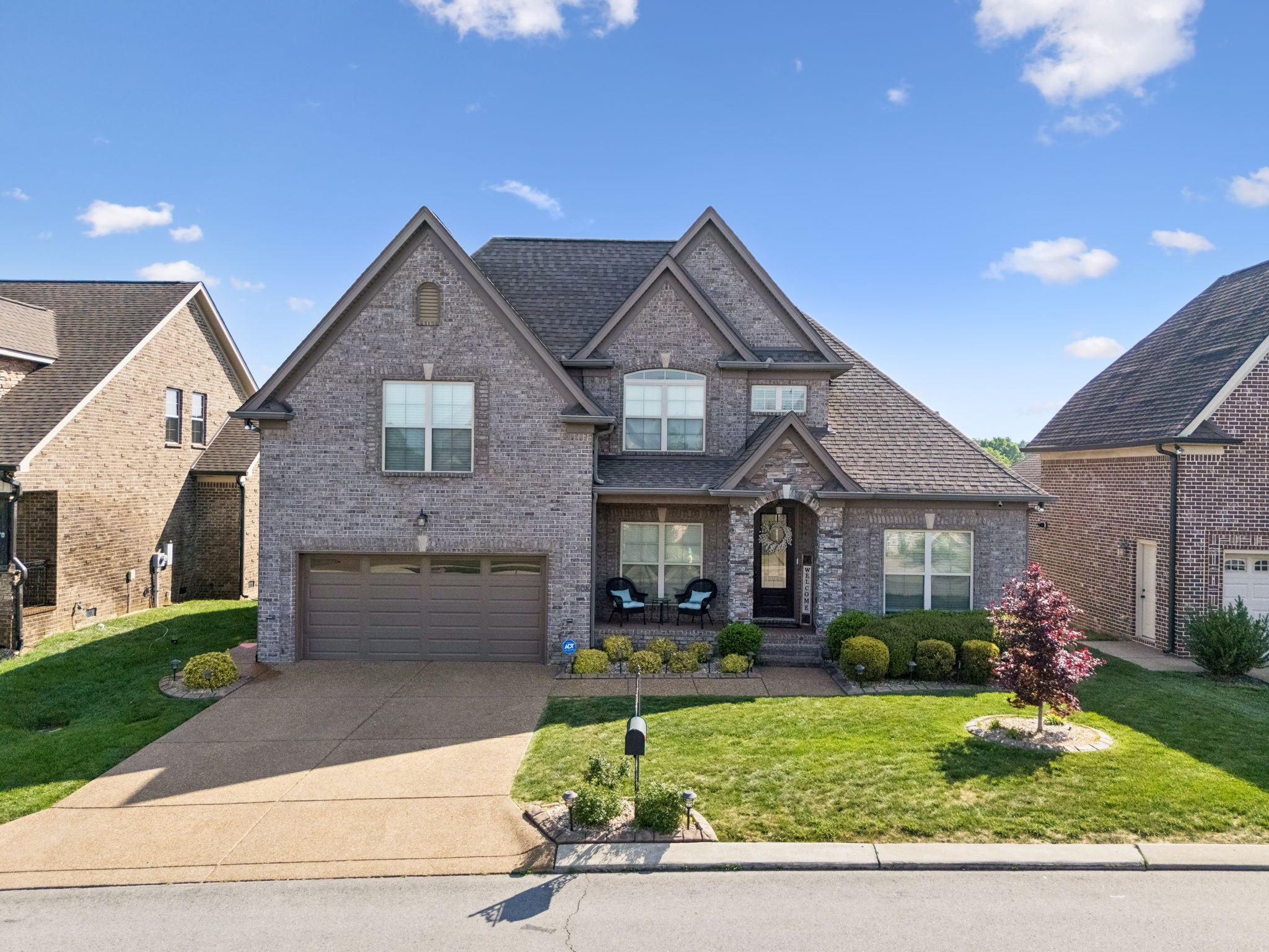 608 Southshore Pt