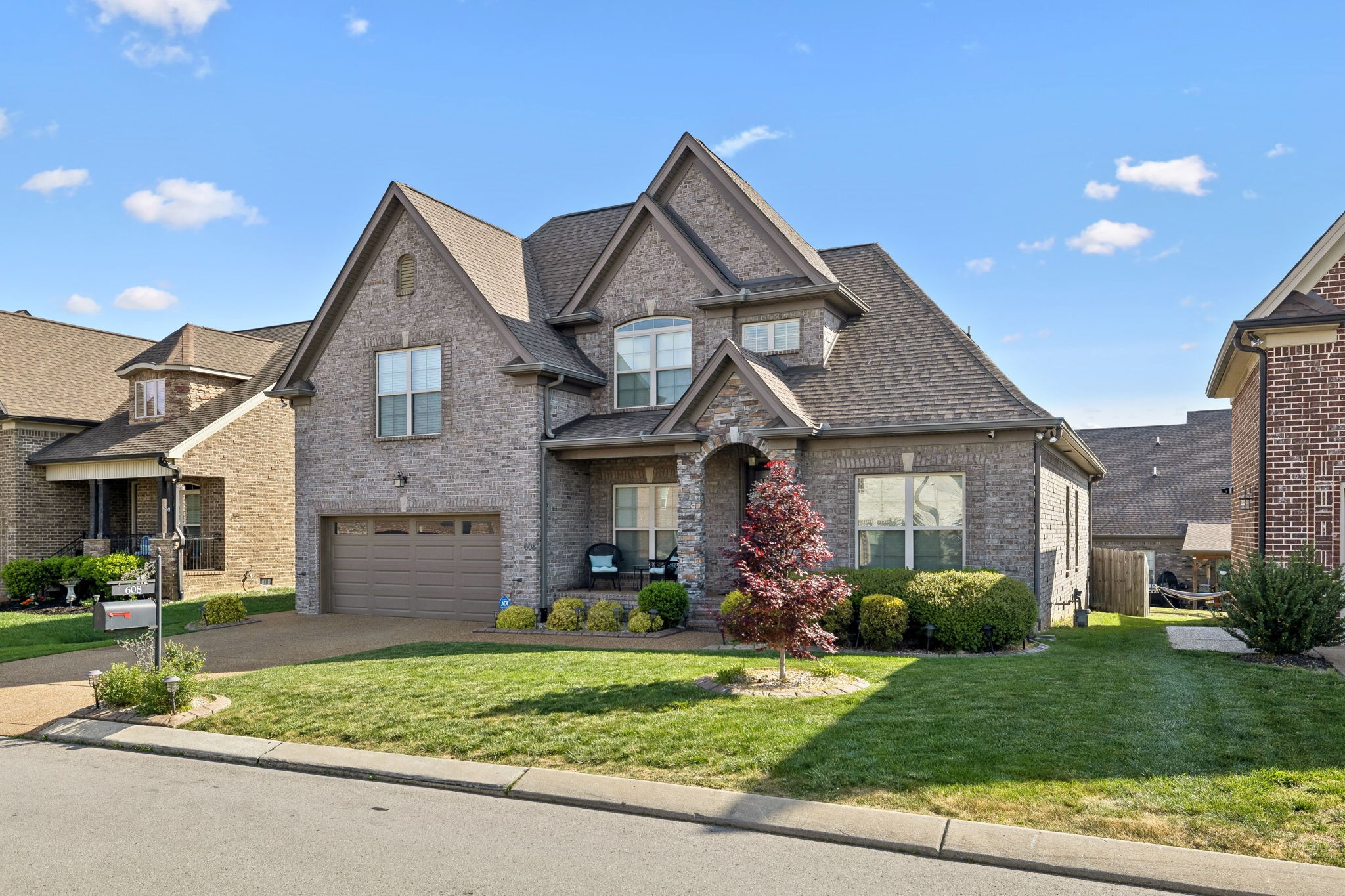 608 Southshore Pt
