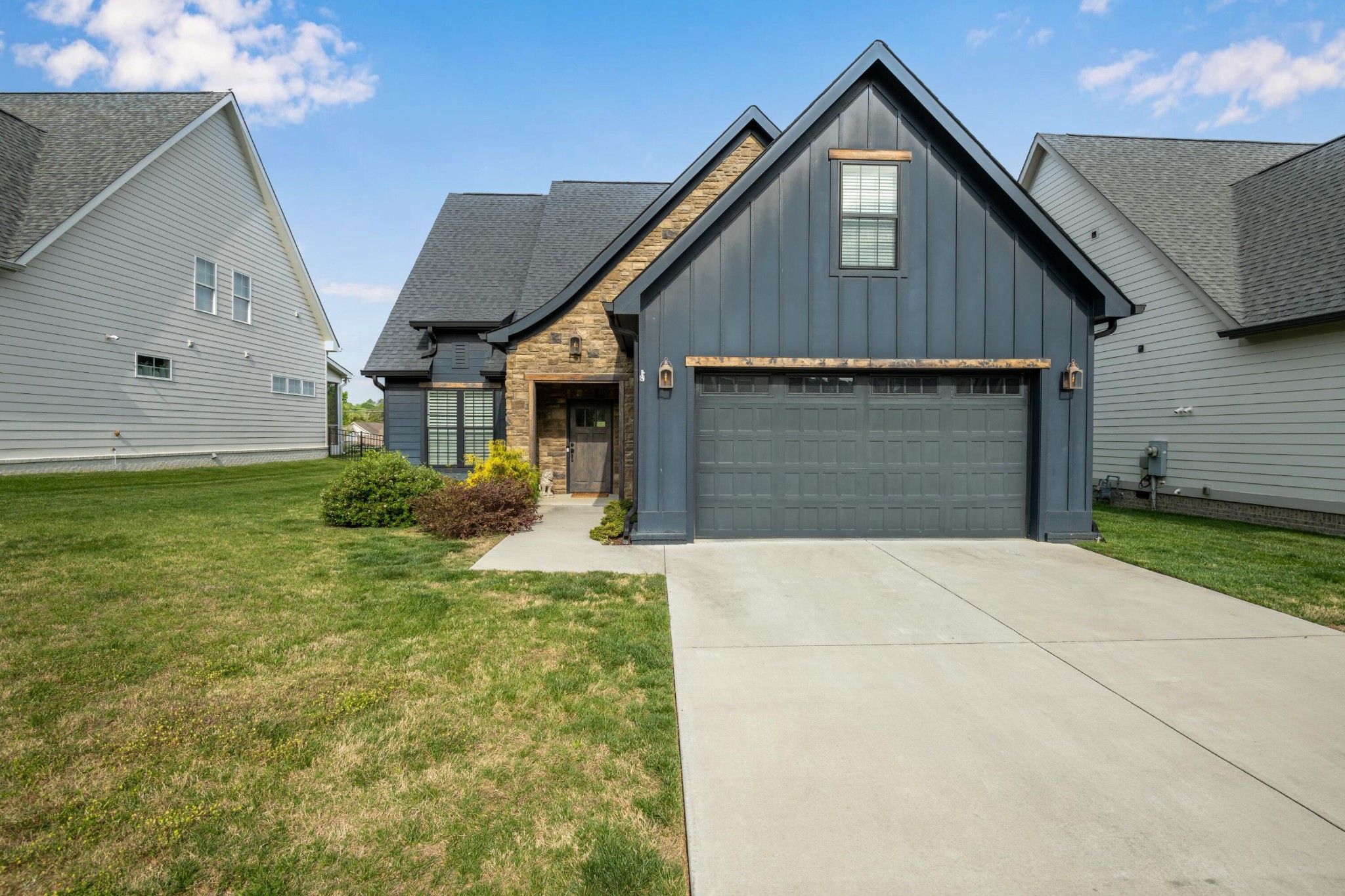4165 Barnsley Loop