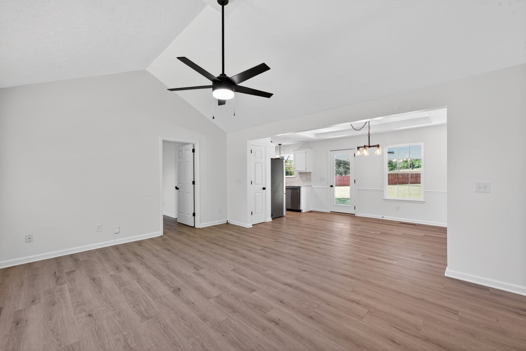 4490 Stewarts Ferry Pike