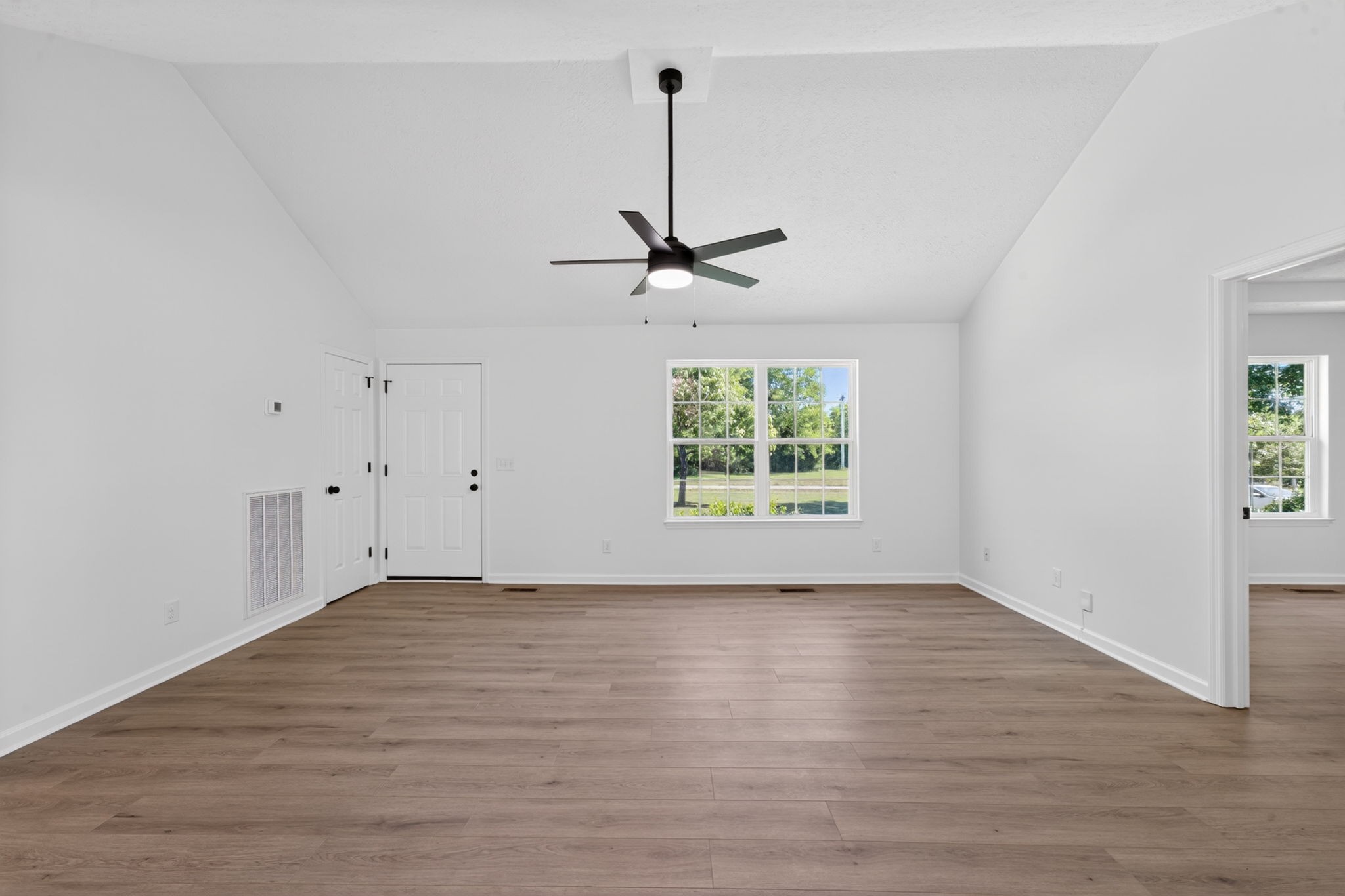 4490 Stewarts Ferry Pike