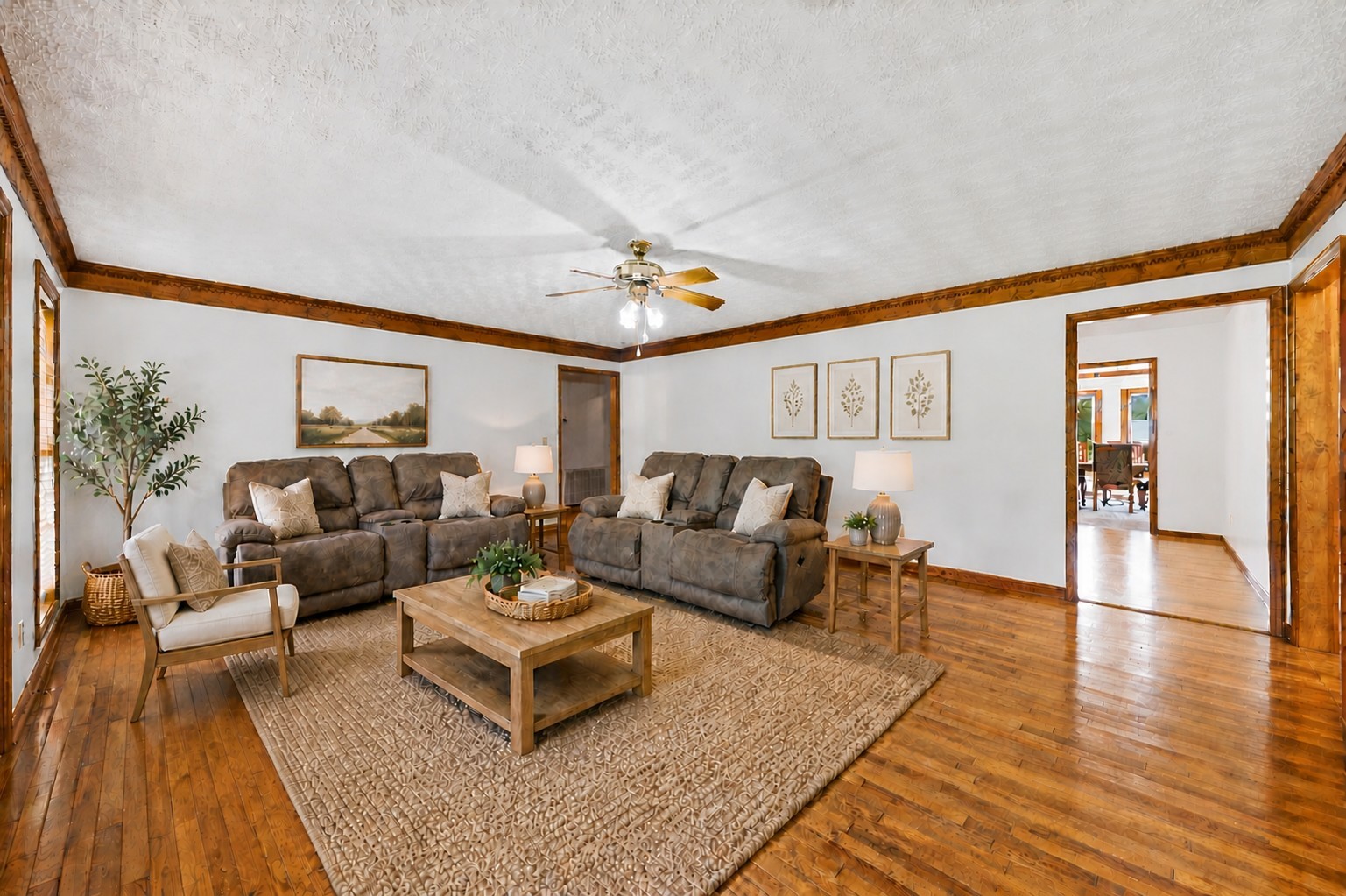 5904 New Highway 7
