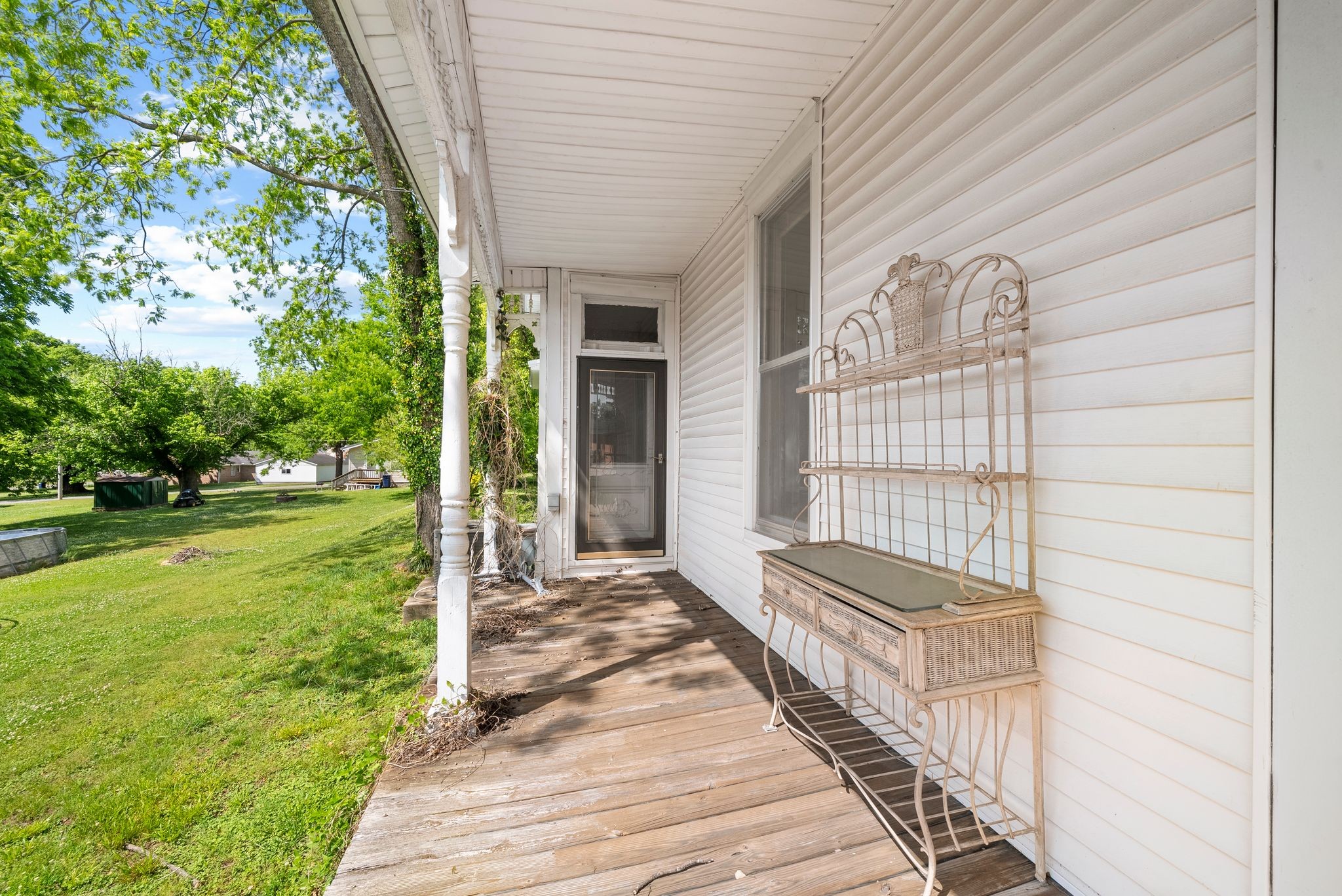 1851 Main St