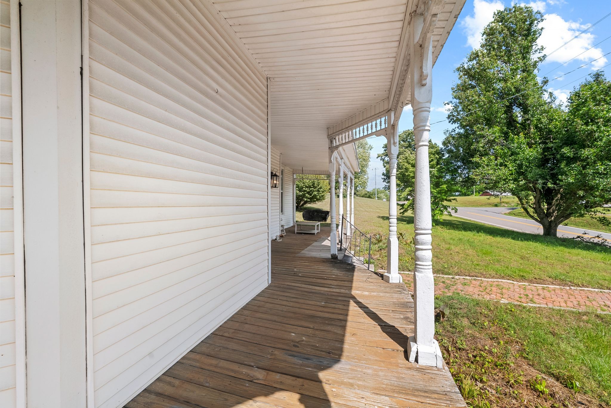 1851 Main St