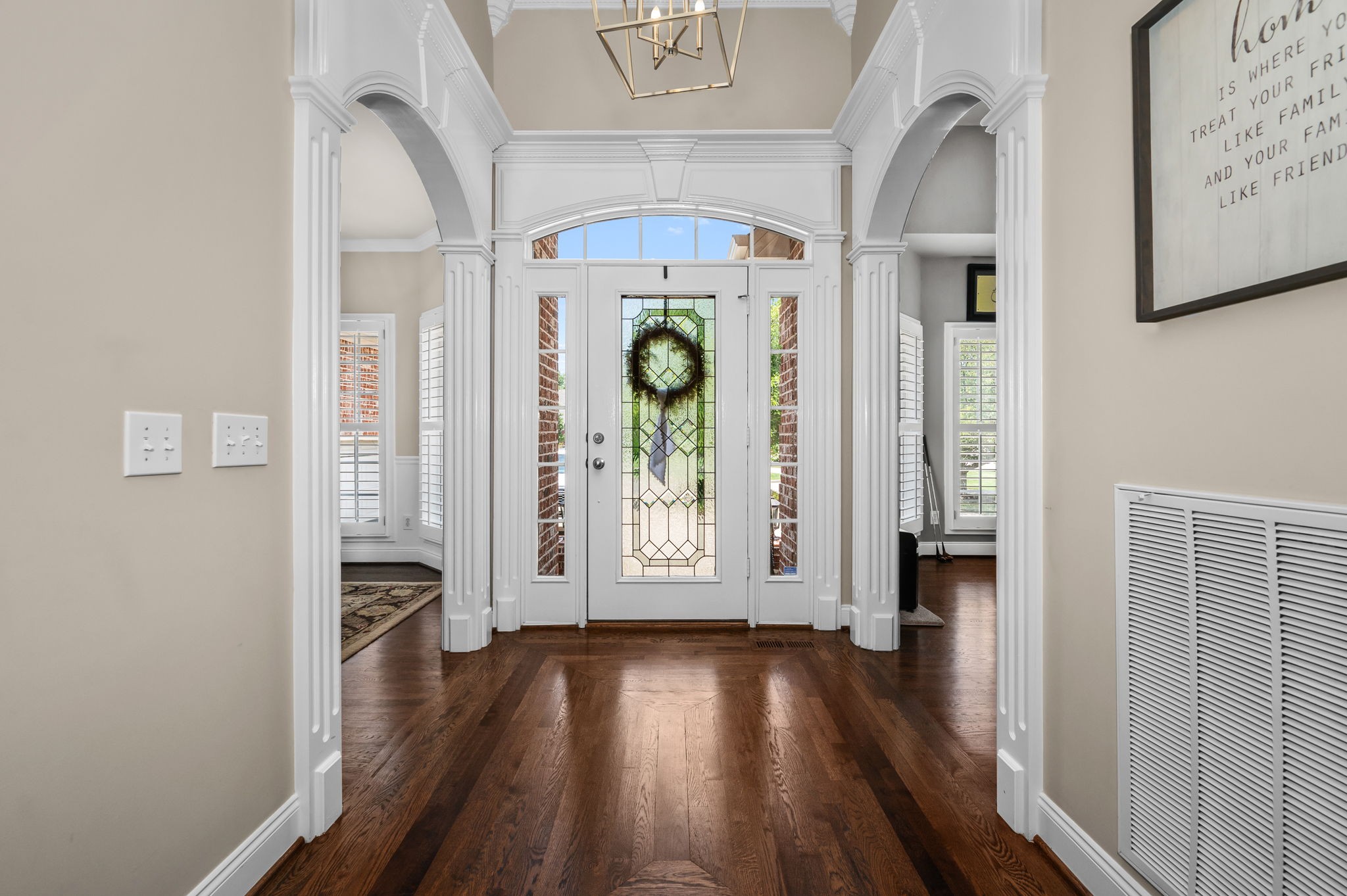 1530 Anatole Ct